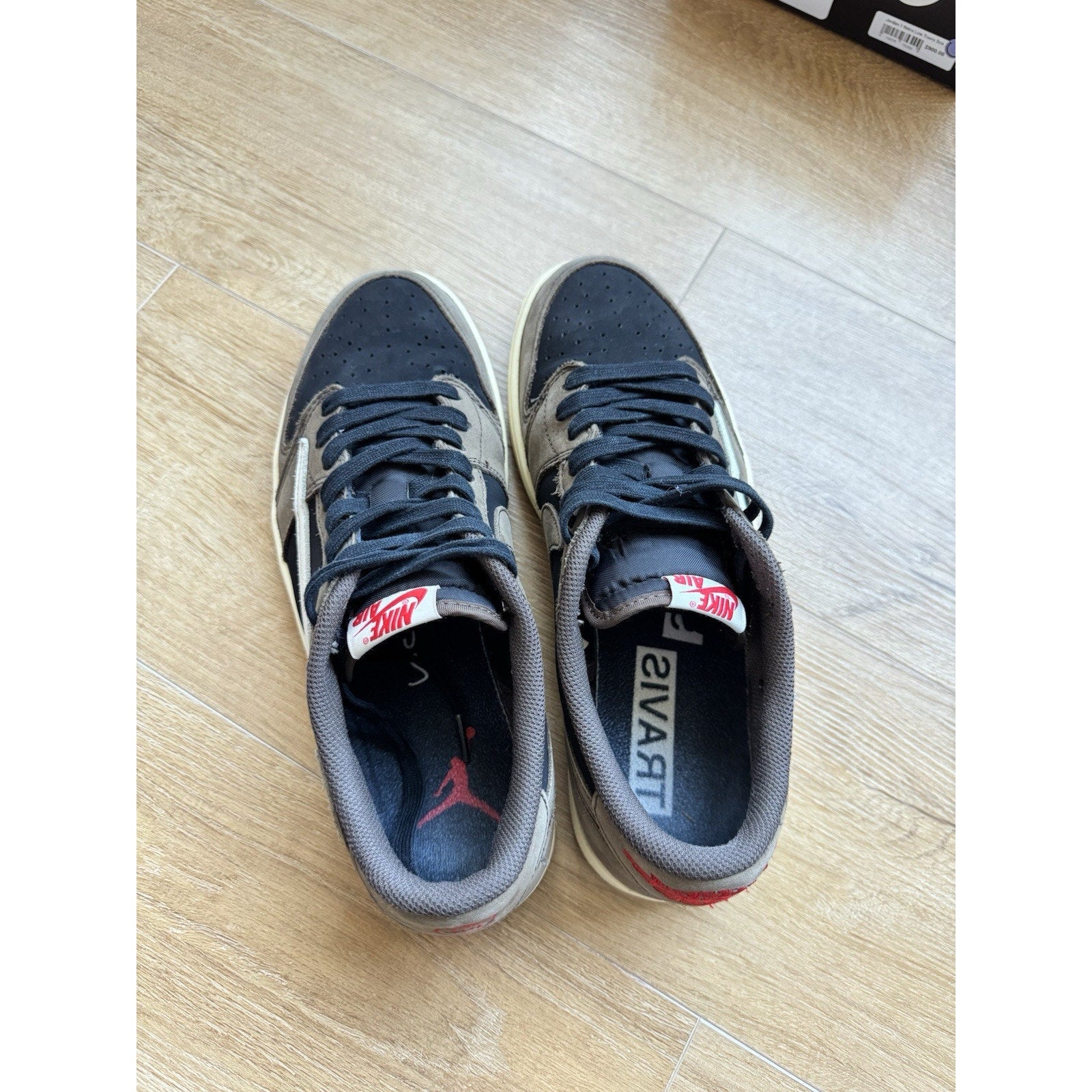Jordan 1 x Travis Scott Low Mocha - Size 10.5