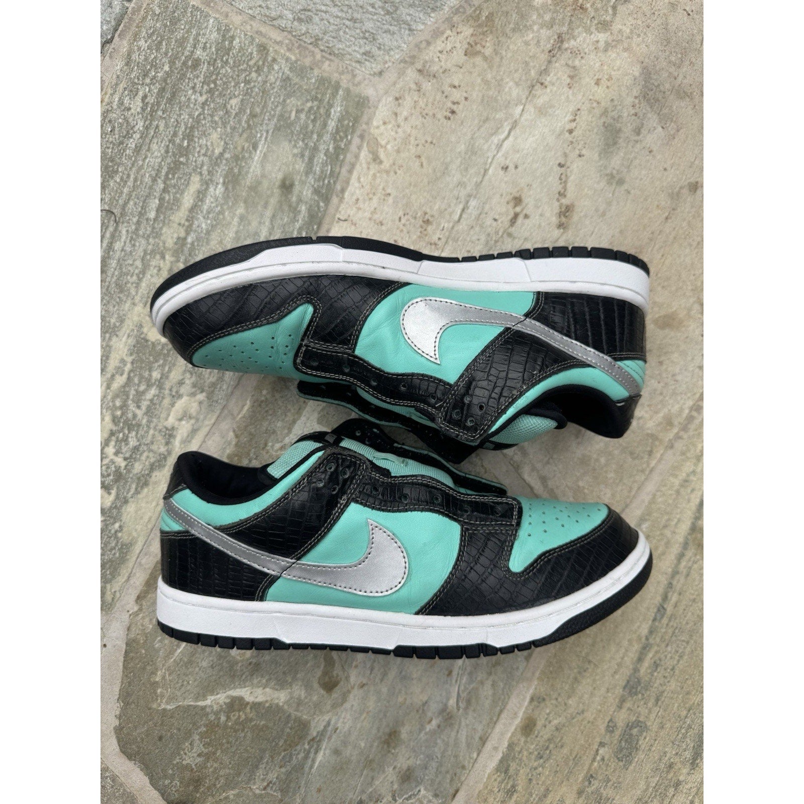 Nike SB Dunk Low Pro x Diamond Supply Co. Tiffany - Size 11.5