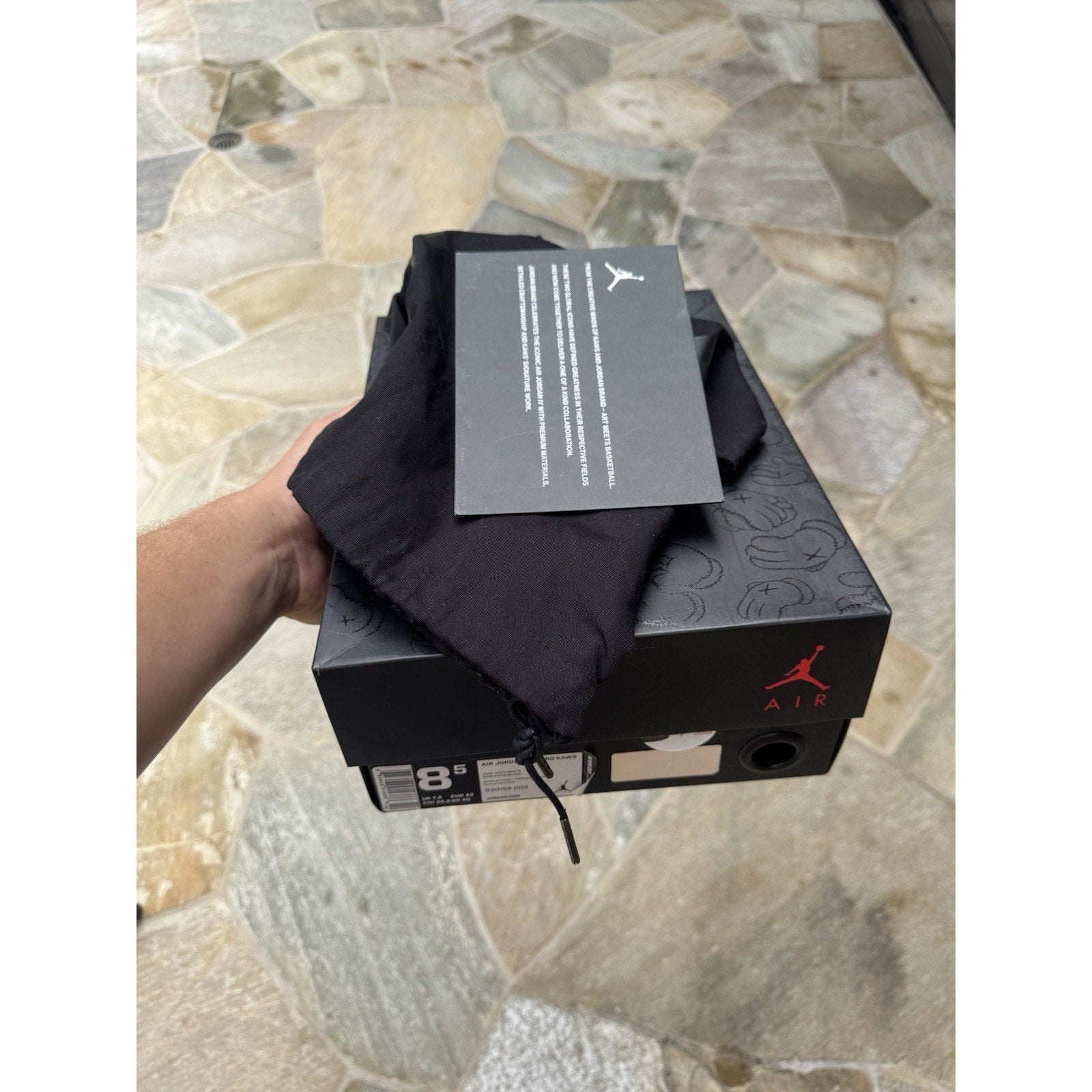 Jordan 4 Retro x KAWS Cool Grey 2017 - Size 8.5
