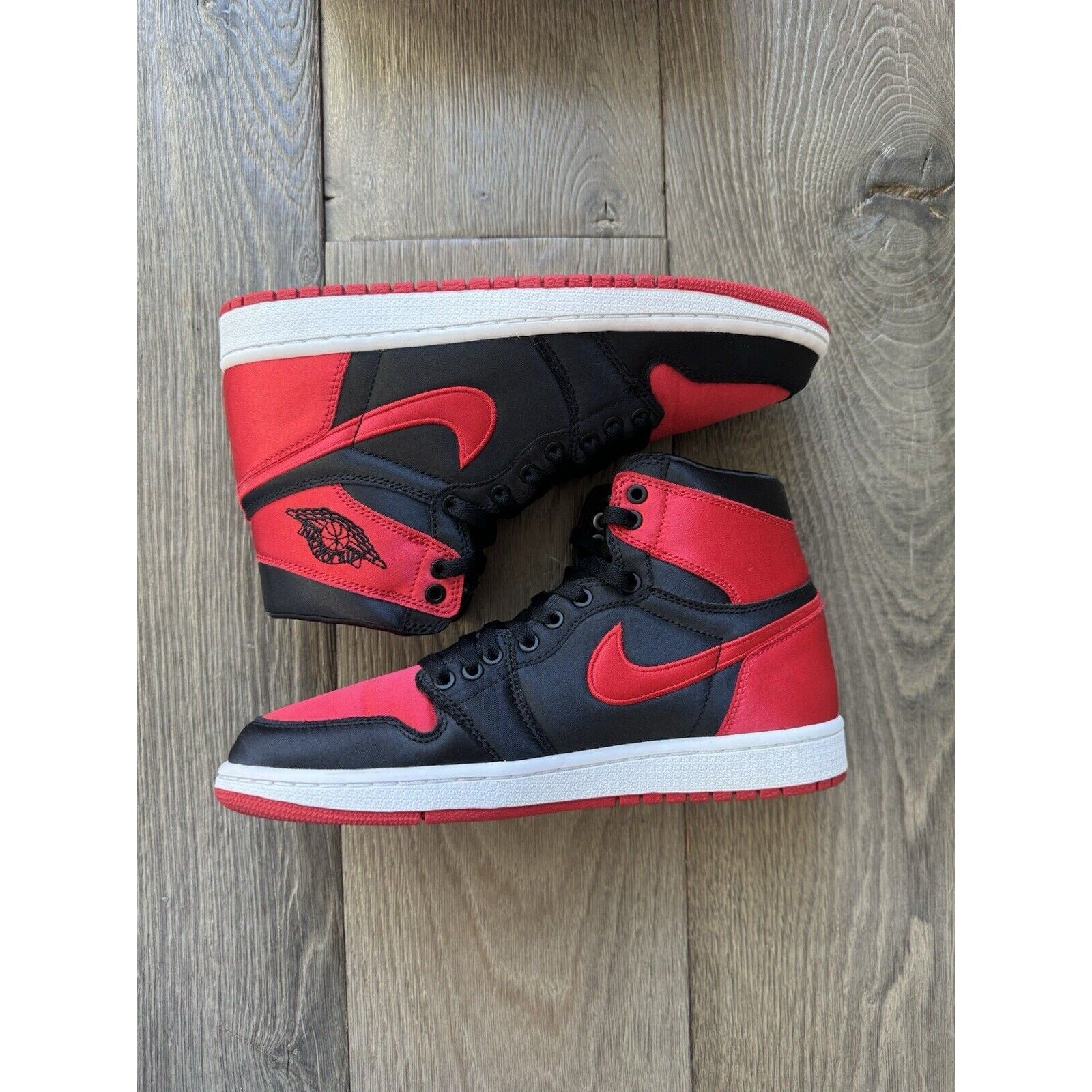 Size 8 - Jordan 1 Retro OG SE 2016 High Satin Banned 489/501