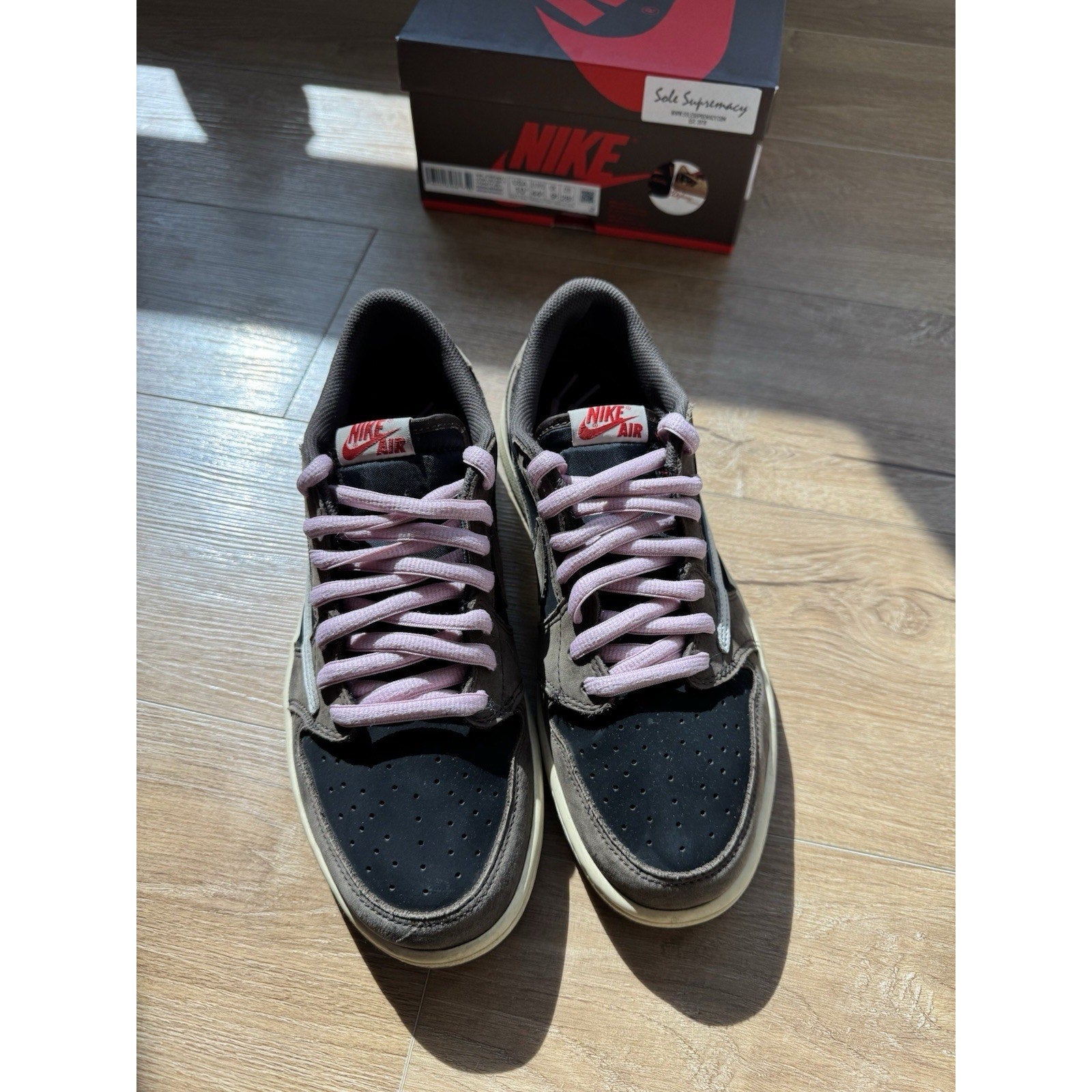 Jordan 1 x Travis Scott Low Mocha - Size 10