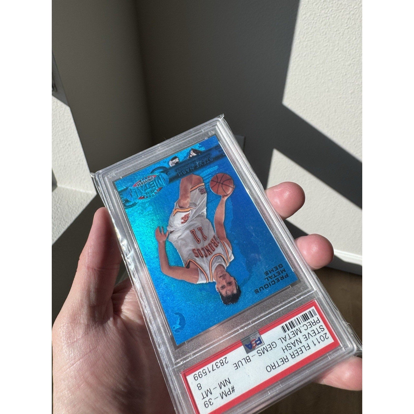 2011-12 Fleer Retro - Precious Metal Gems Steve Nash #PM-39 Blue 02/50 PSA 8