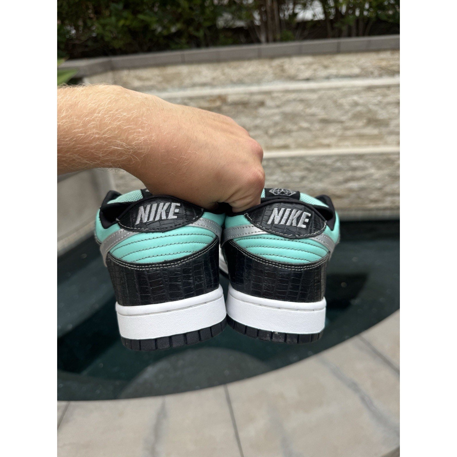 Nike SB Dunk Low Pro x Diamond Supply Co. Tiffany - Size 11.5
