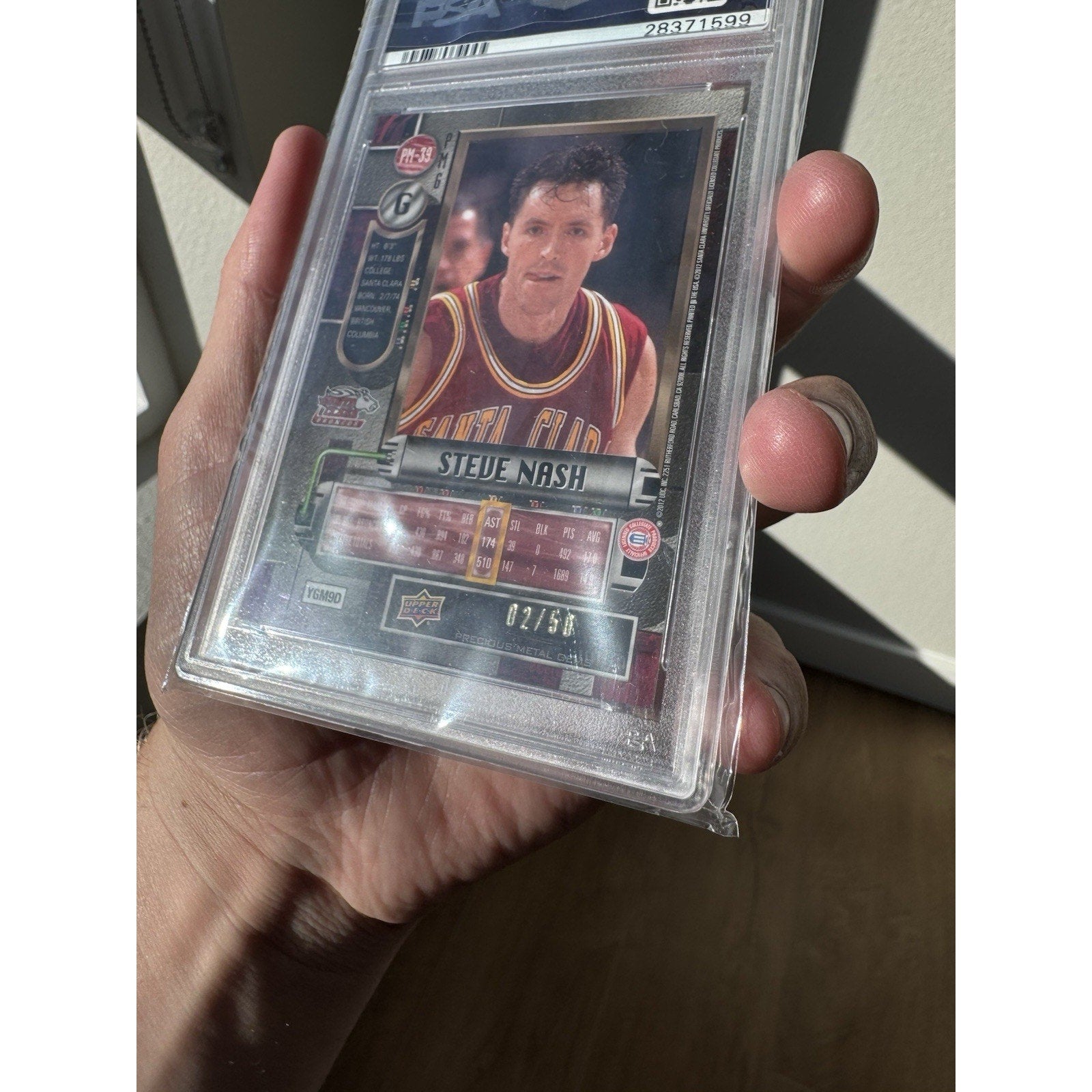 2011-12 Fleer Retro - Precious Metal Gems Steve Nash #PM-39 Blue 02/50 PSA 8