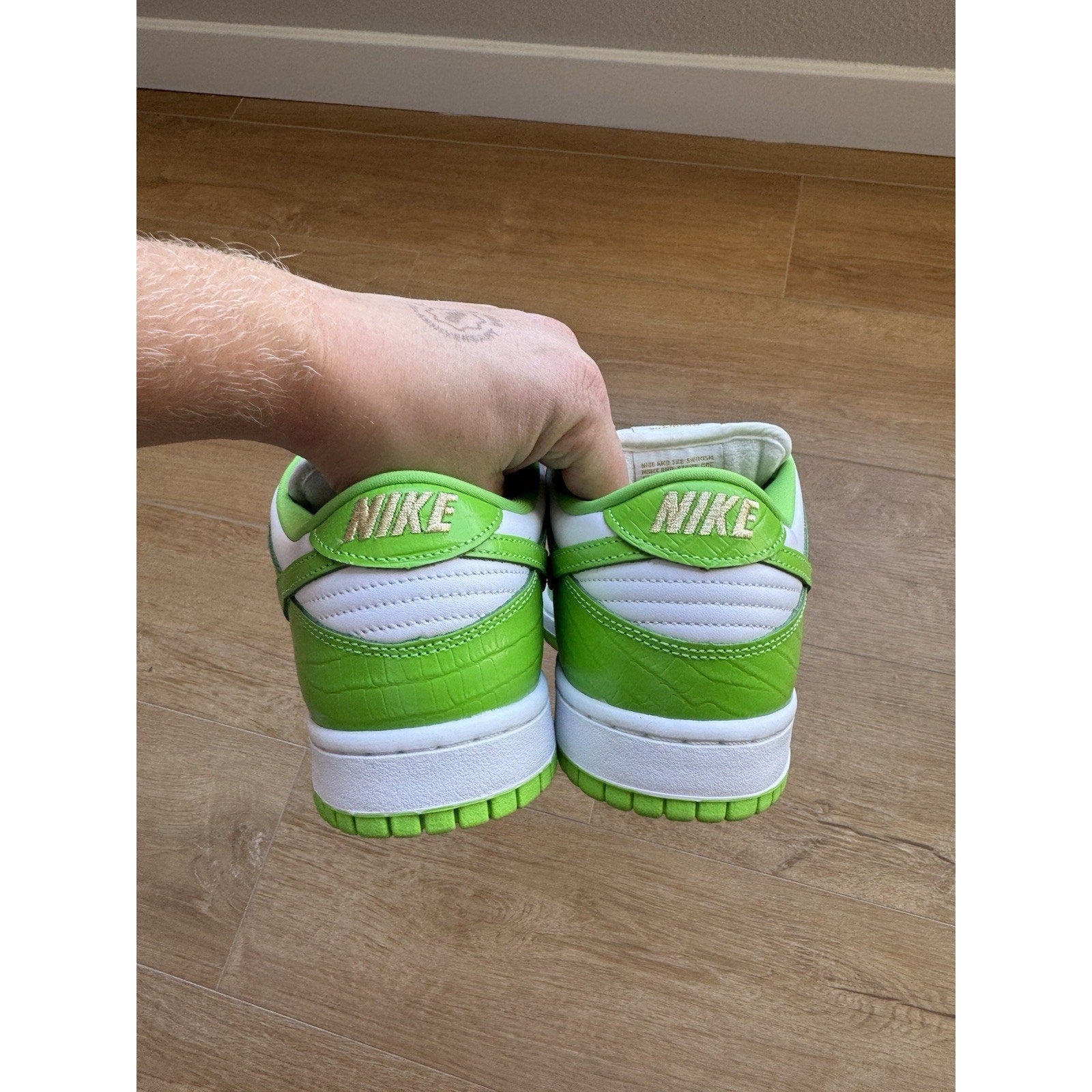 Nike Supreme x Dunk OG SB QS Low Mean Green - Size 9