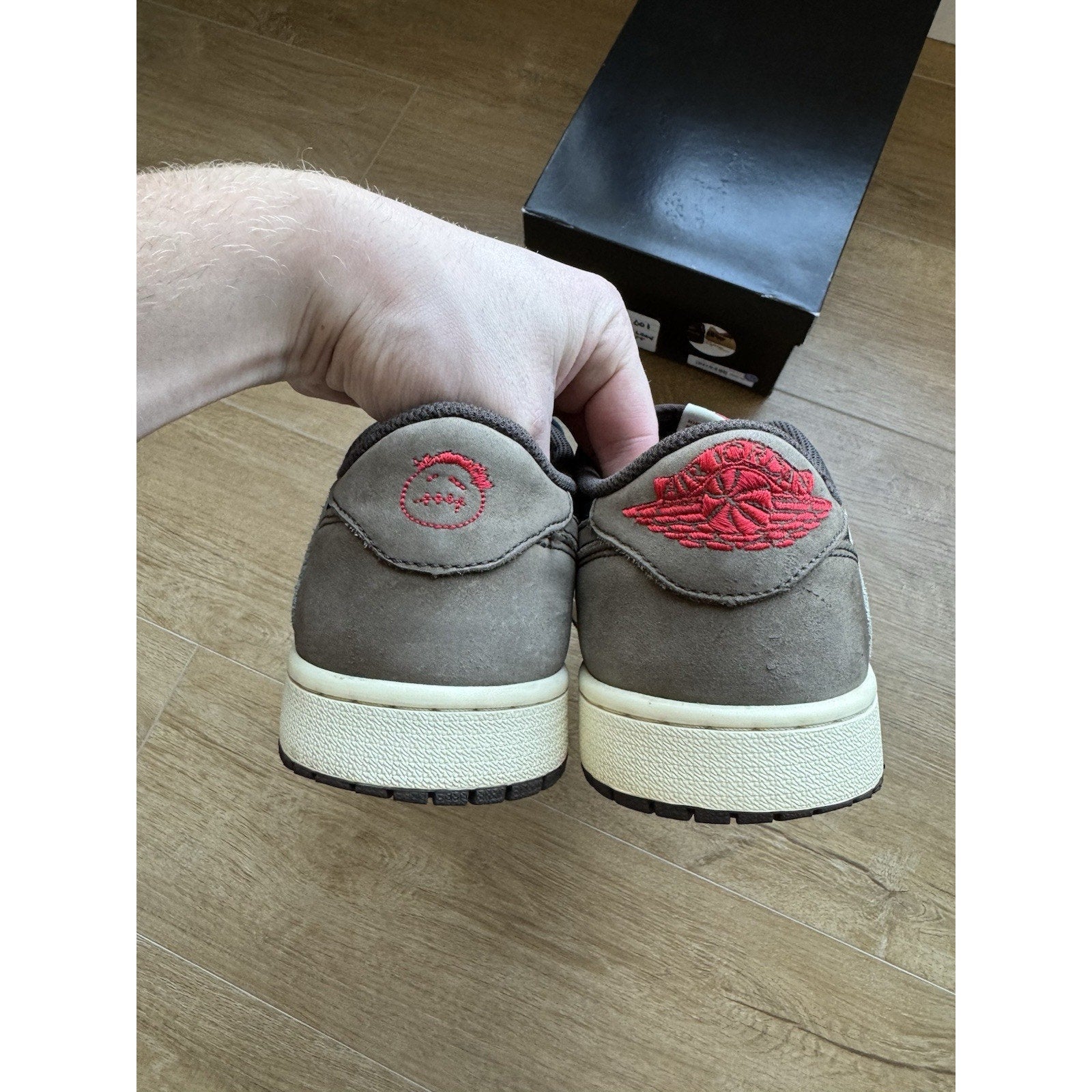 Jordan 1 x Travis Scott Low Mocha - Size 10.5
