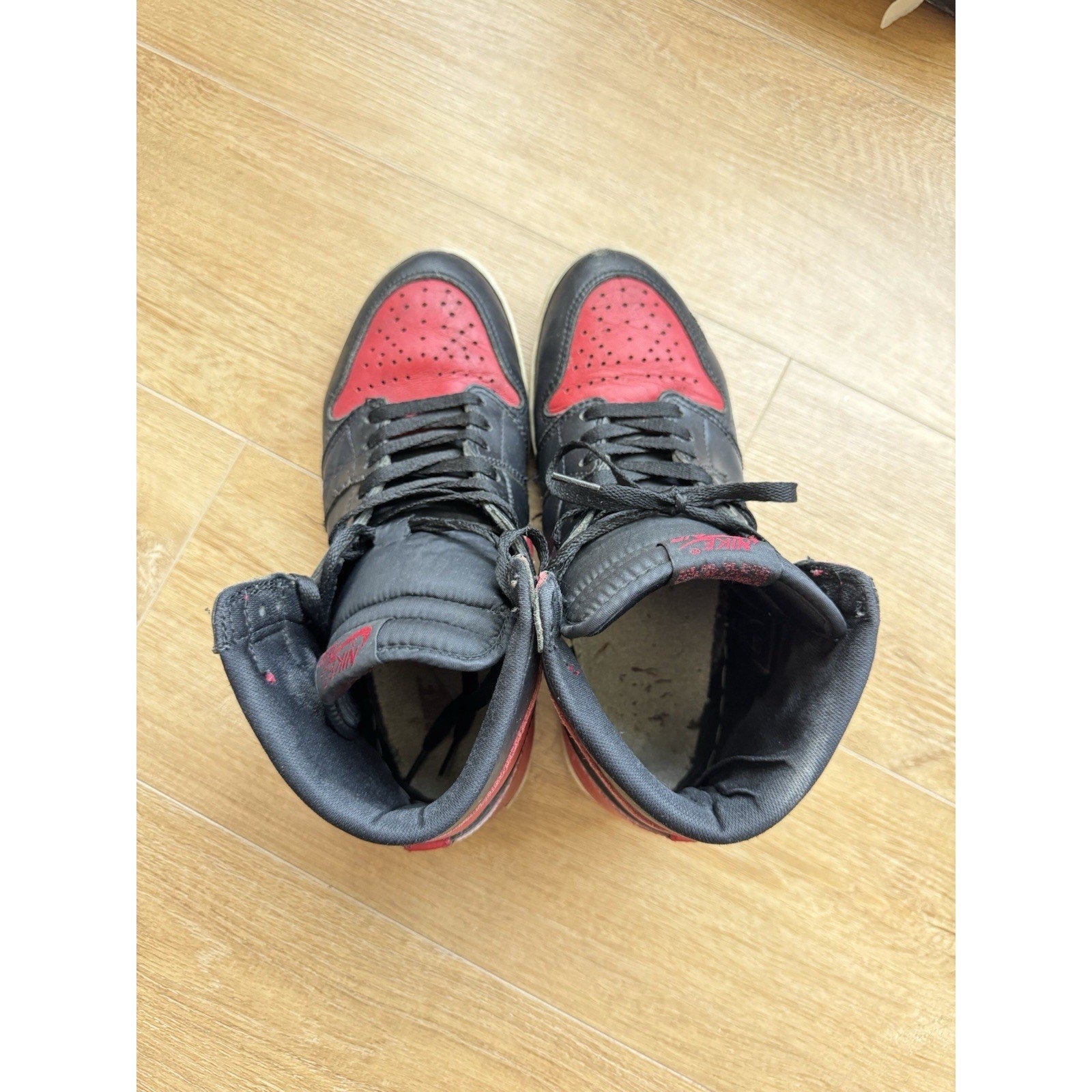 Jordan 1 Retro 1994 Bred - Size 9