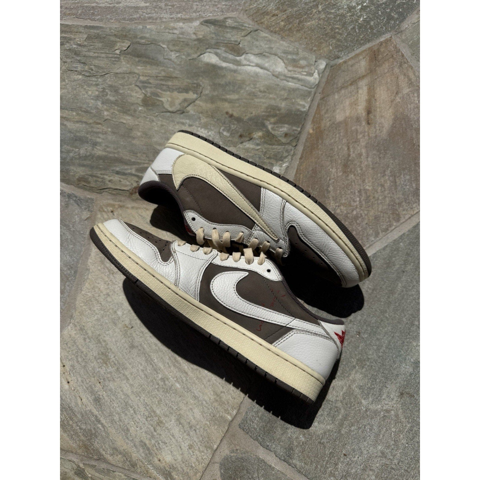Jordan 1 Low OG x Travis Scott Reverse Mocha - Size 10.5