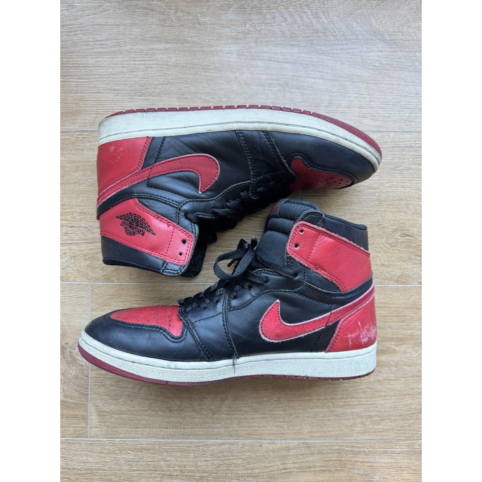 Jordan 1 Retro 1994 Bred - Size 9