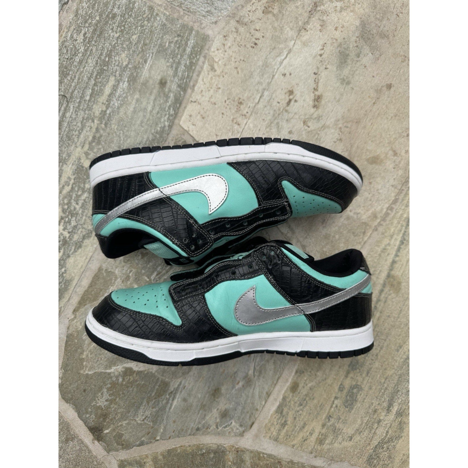 Nike SB Dunk Low Pro x Diamond Supply Co. Tiffany - Size 11.5