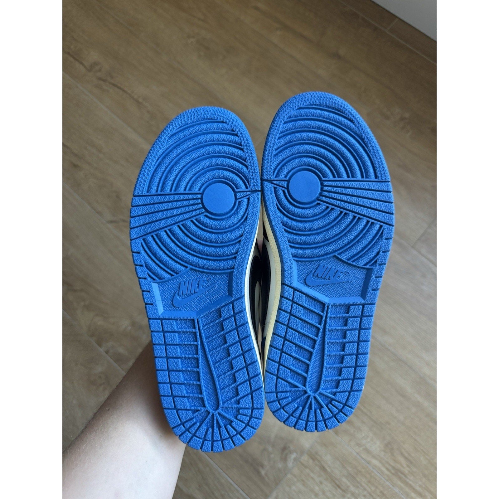 Jordan 1 Retro x Fragment Design x Travis Scott Low Blue - Size 8