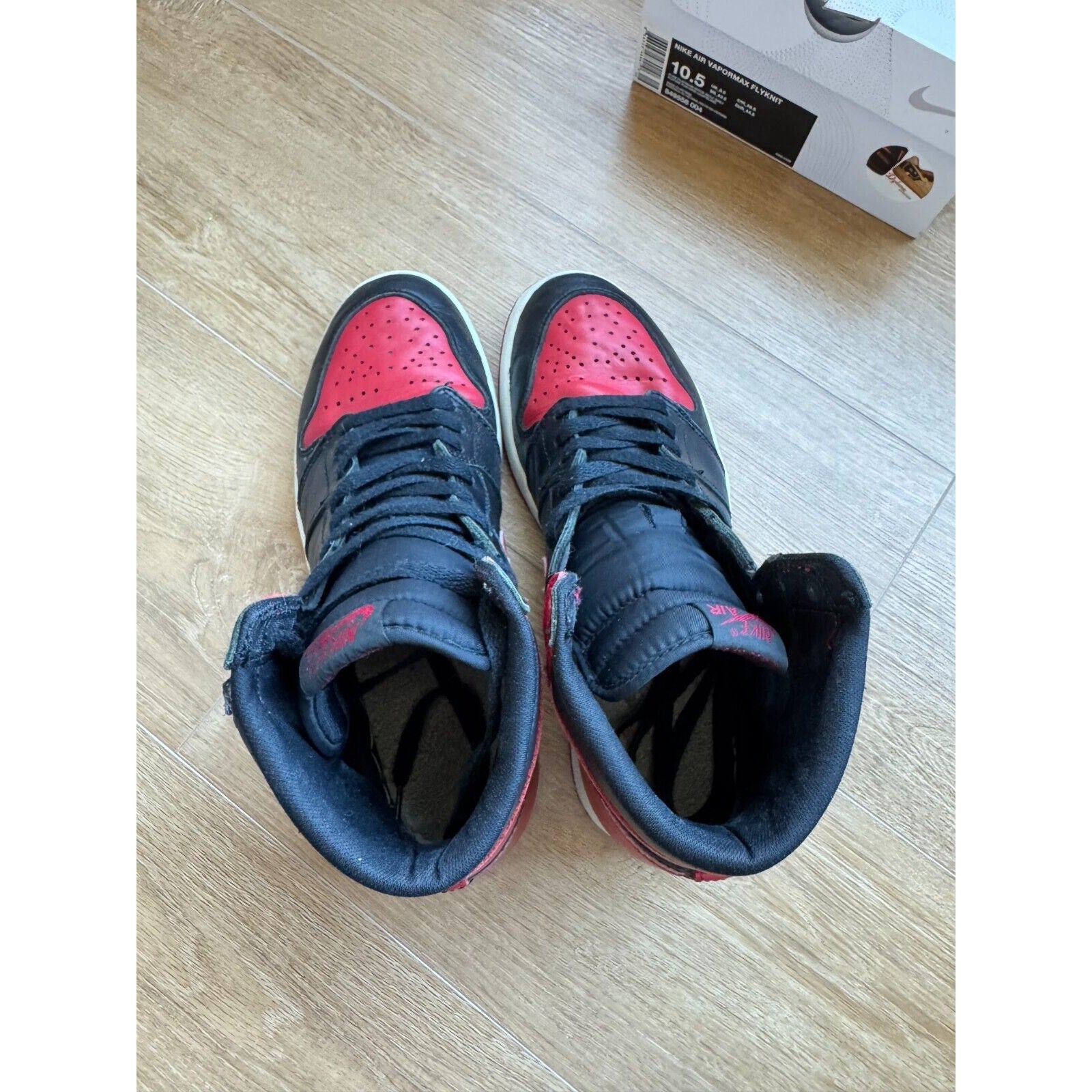 Jordan 1 Retro 1994 Bred - Size 10.5