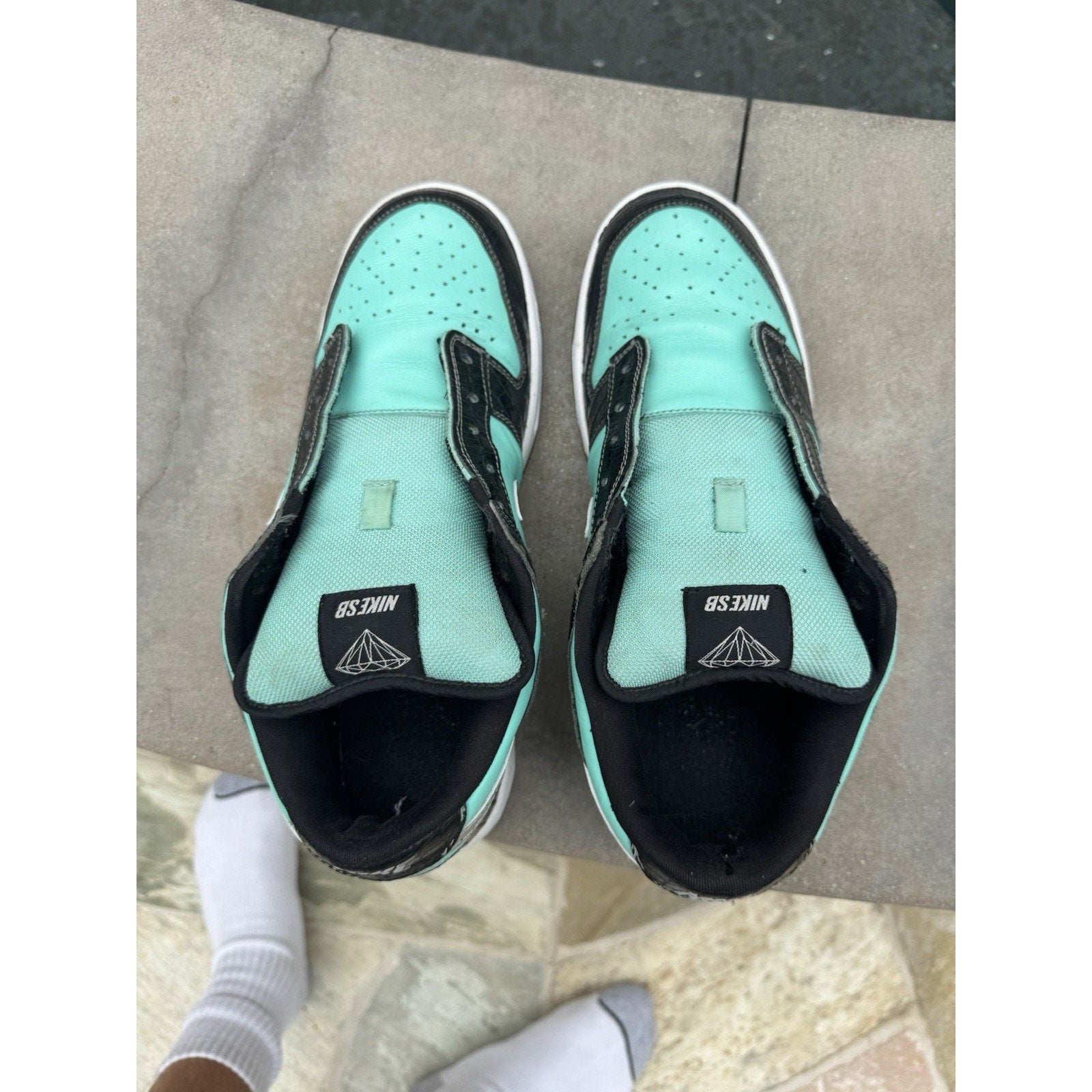 Nike SB Dunk Low Pro x Diamond Supply Co. Tiffany - Size 11.5