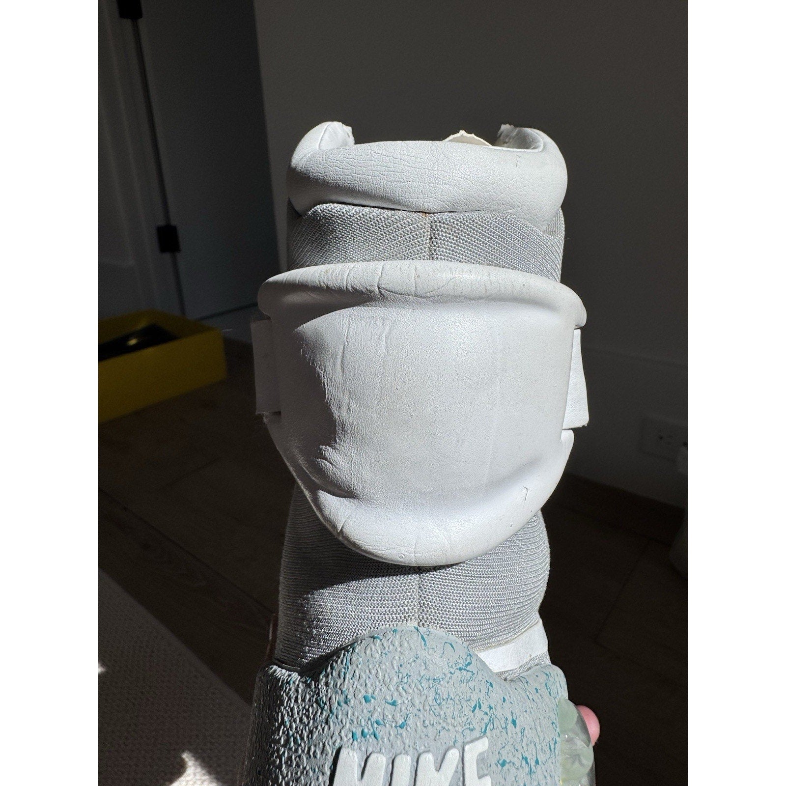 Nike Mag Back To The Future 2011 - Size 10