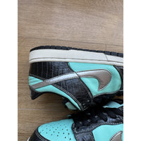 Nike SB Dunk Low Pro x Diamond Supply Co. Tiffany - Size 9