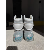 Nike Mag Back To The Future 2011 - Size 10