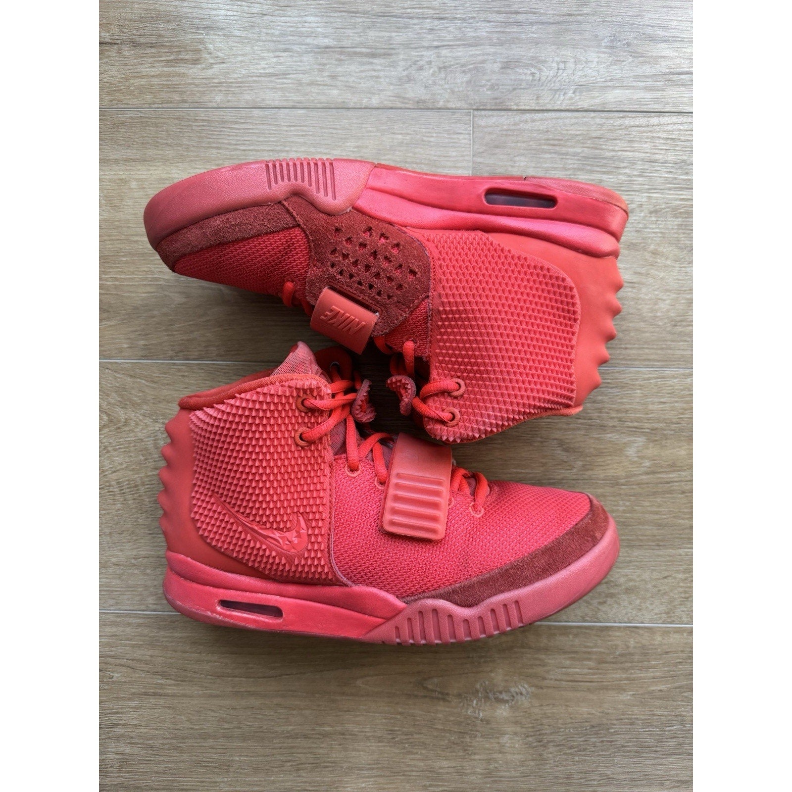 Nike Air Yeezy 2 Red October - Size 8