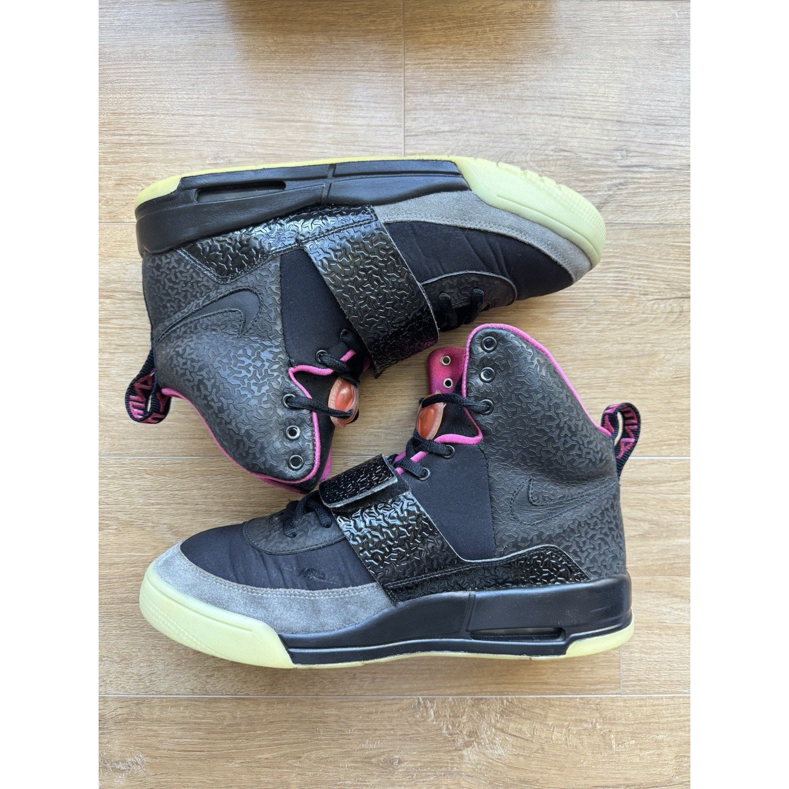 Nike Air Yeezy Blink - Size 11