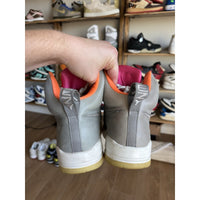 Nike Air Yeezy Zen 2009 Sample - Size 9 (Not Wearable Needs Restore)