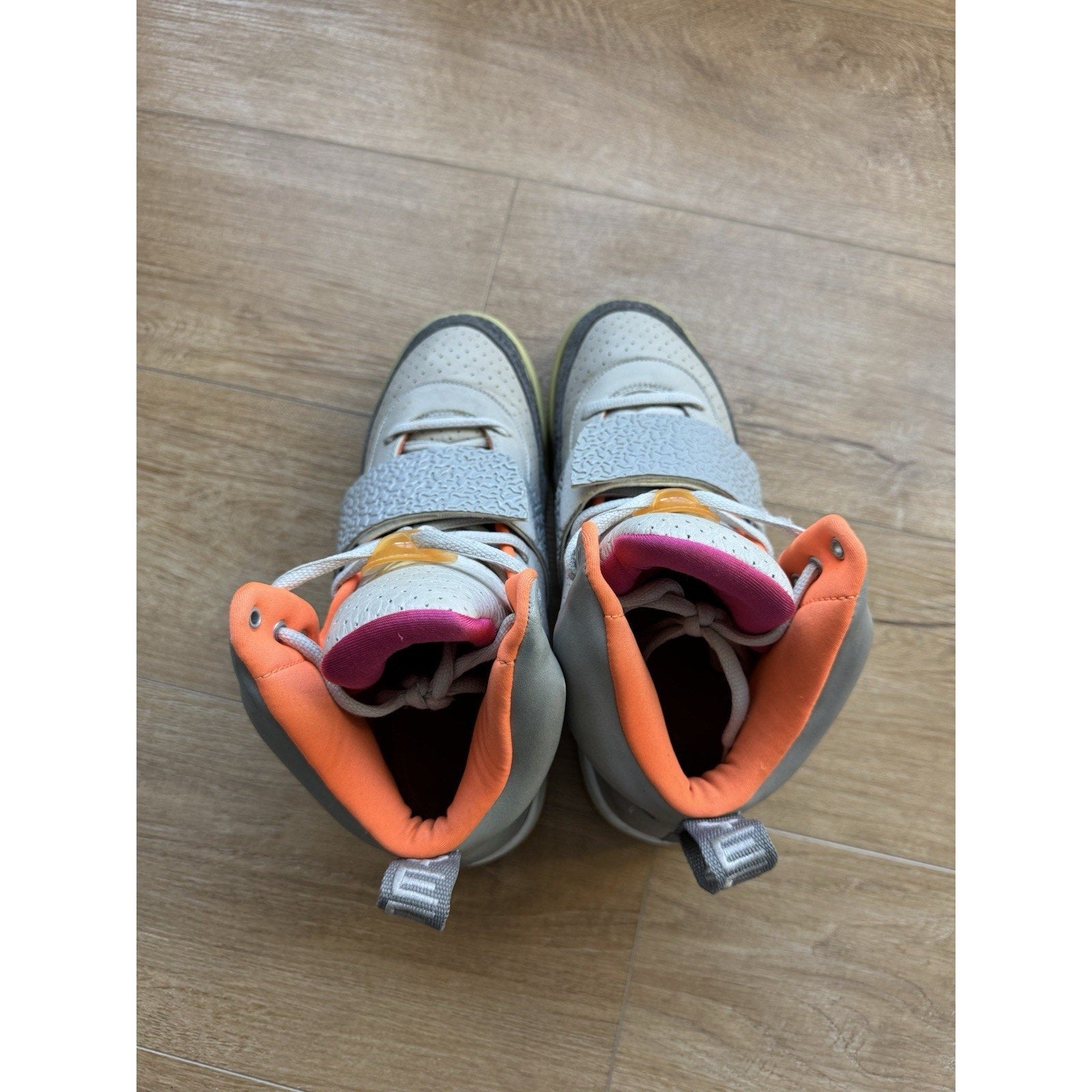 Nike Air Yeezy Zen 2009 Sample - Size 9 (Not Wearable Needs Restore)