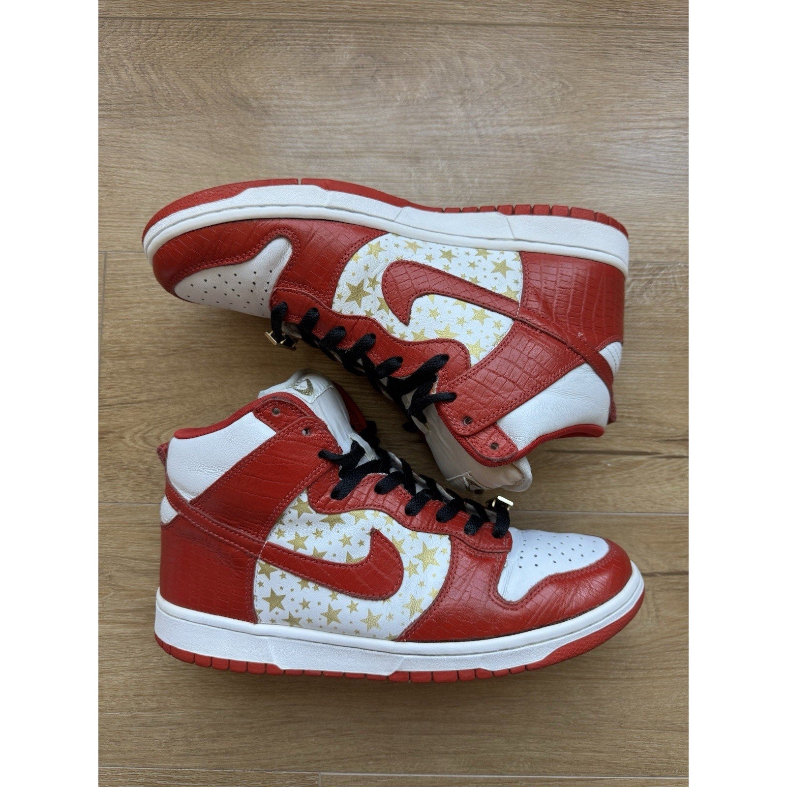 Nike SB Dunk High Pro x Supreme Red 2003 - Size 9.5