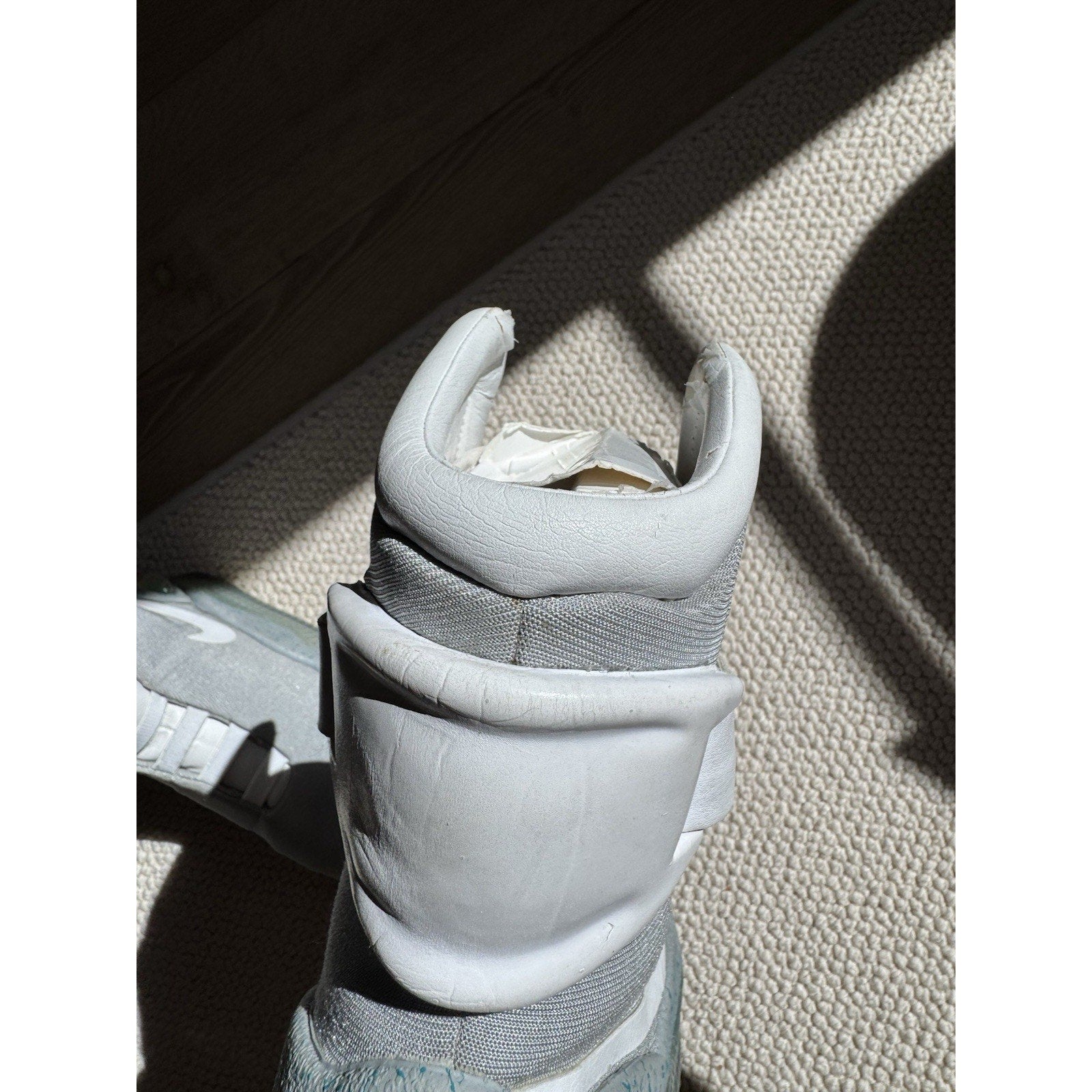 Nike Mag Back To The Future 2011 - Size 10