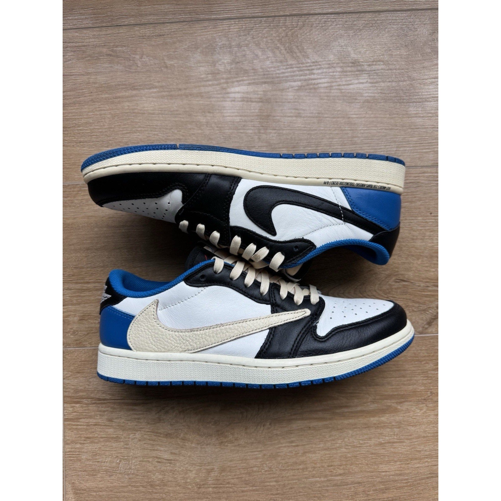 Jordan 1 Retro x Fragment Design x Travis Scott Low Blue - Size 9