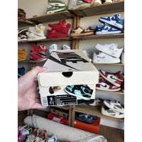 Nike SB Dunk Low Pro x Diamond Supply Co. Tiffany - Size 9