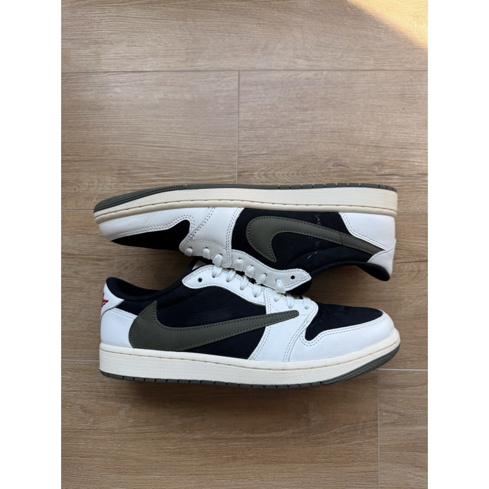 Jordan 1 Retro OG x Travis Scott Low Olive - Size 12W/10.5M