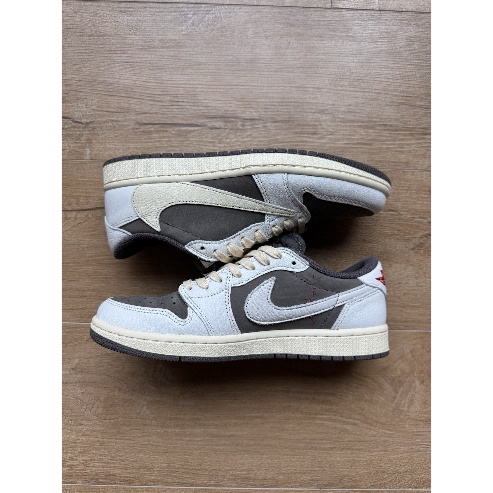 Jordan 1 Low OG x Travis Scott Reverse Mocha - Size 7.5