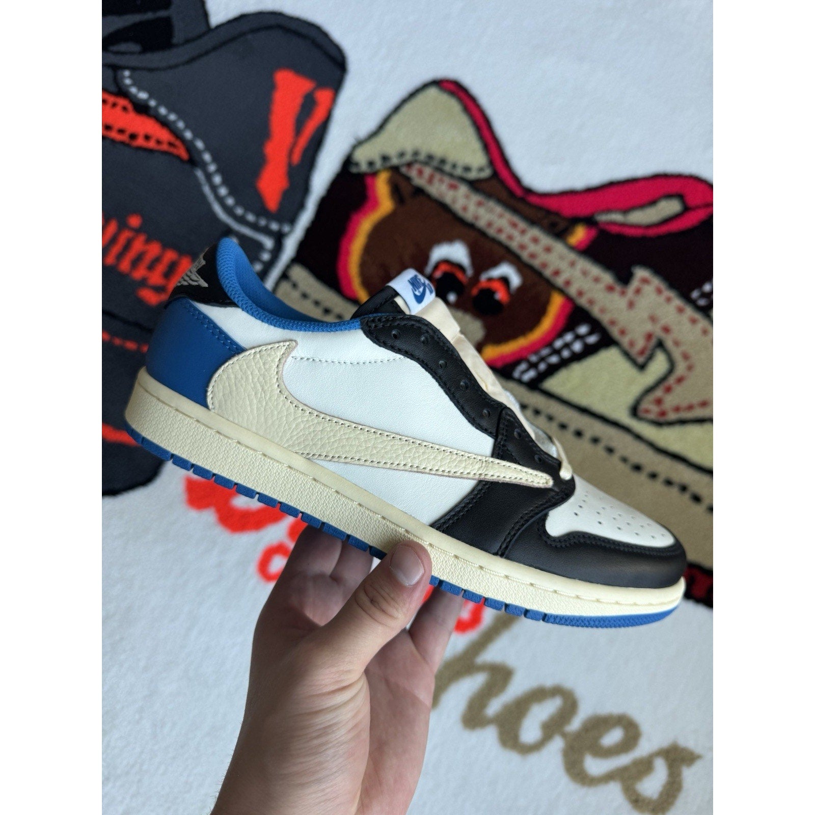 Jordan 1 Retro x Fragment Design x Travis Scott Low Blue - Size 8