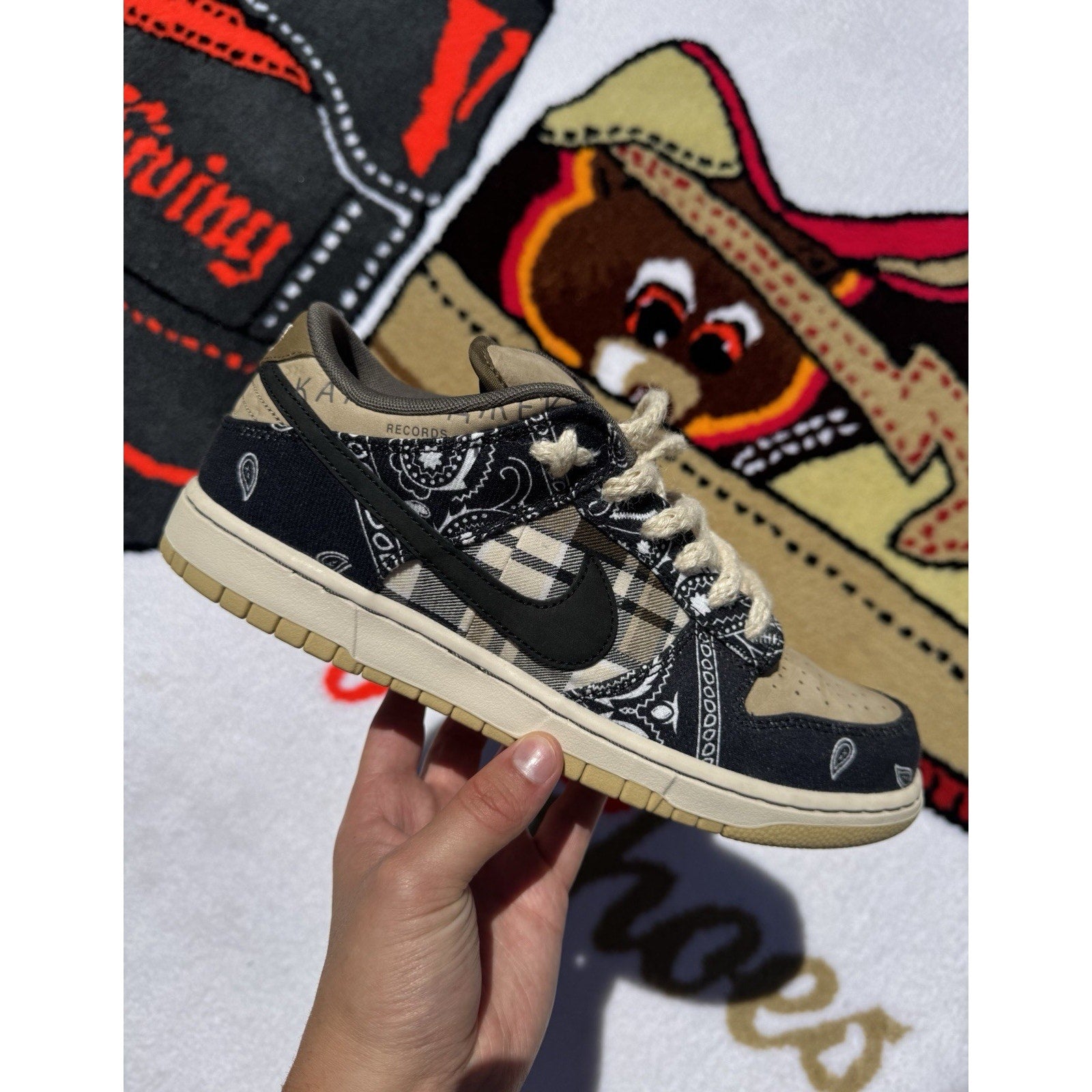 Nike Dunk Low Premium QS SB x Travis Scott Cactus Jack - Size 10.5