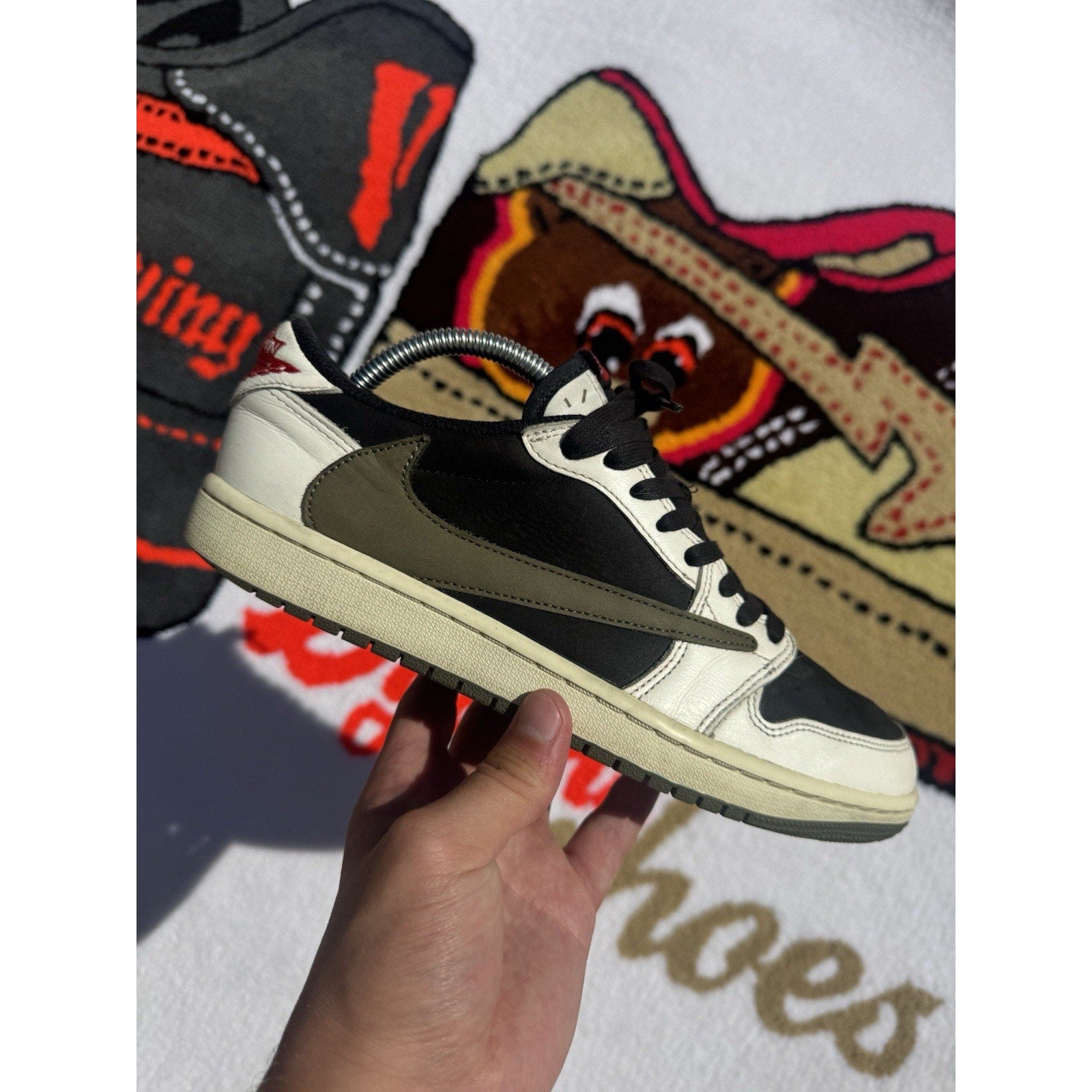 Jordan 1 Retro OG x Travis Scott Low Olive - Size 10W/8.5M