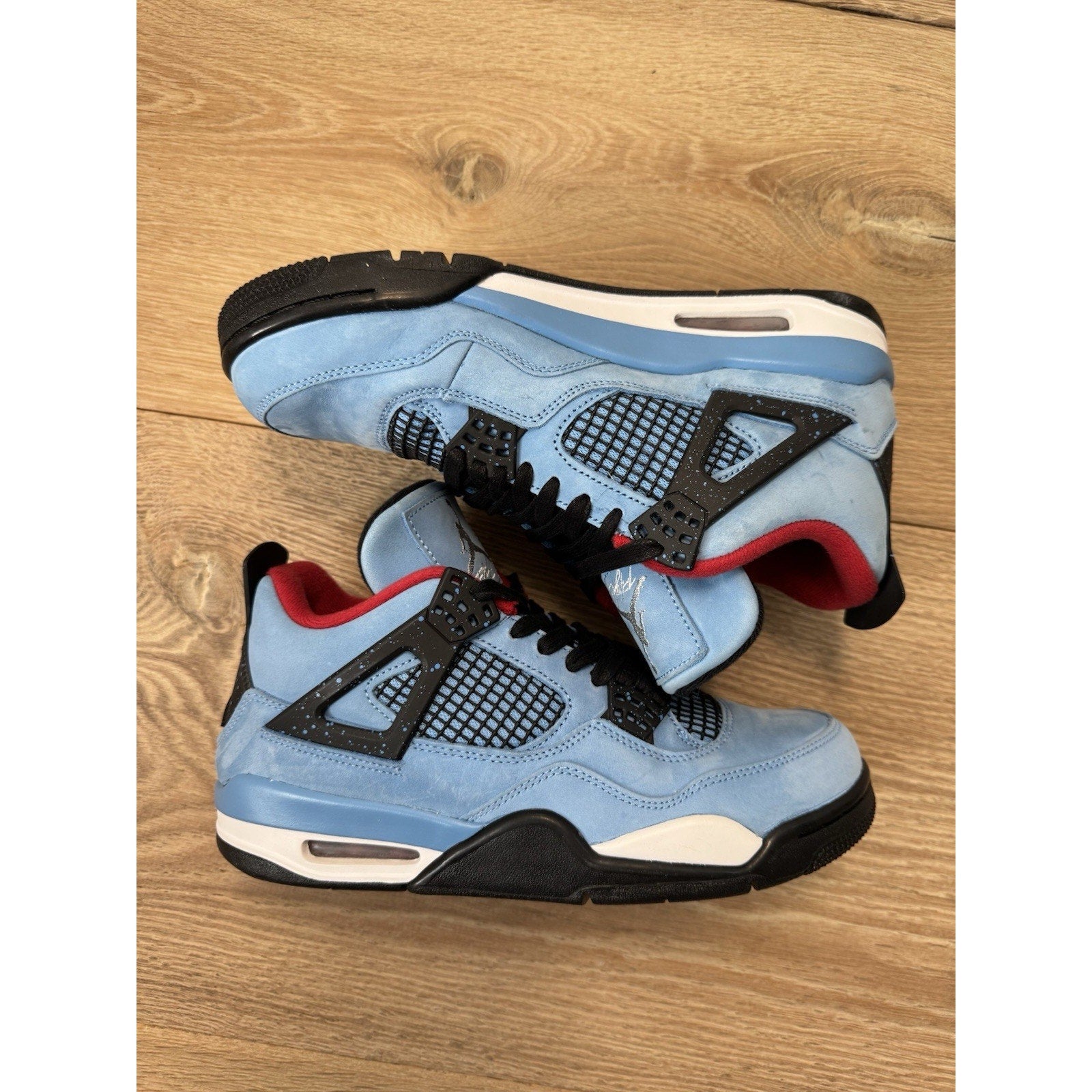 Jordan 4 Retro x Travis Scott Mid Cactus Jack - Size 8