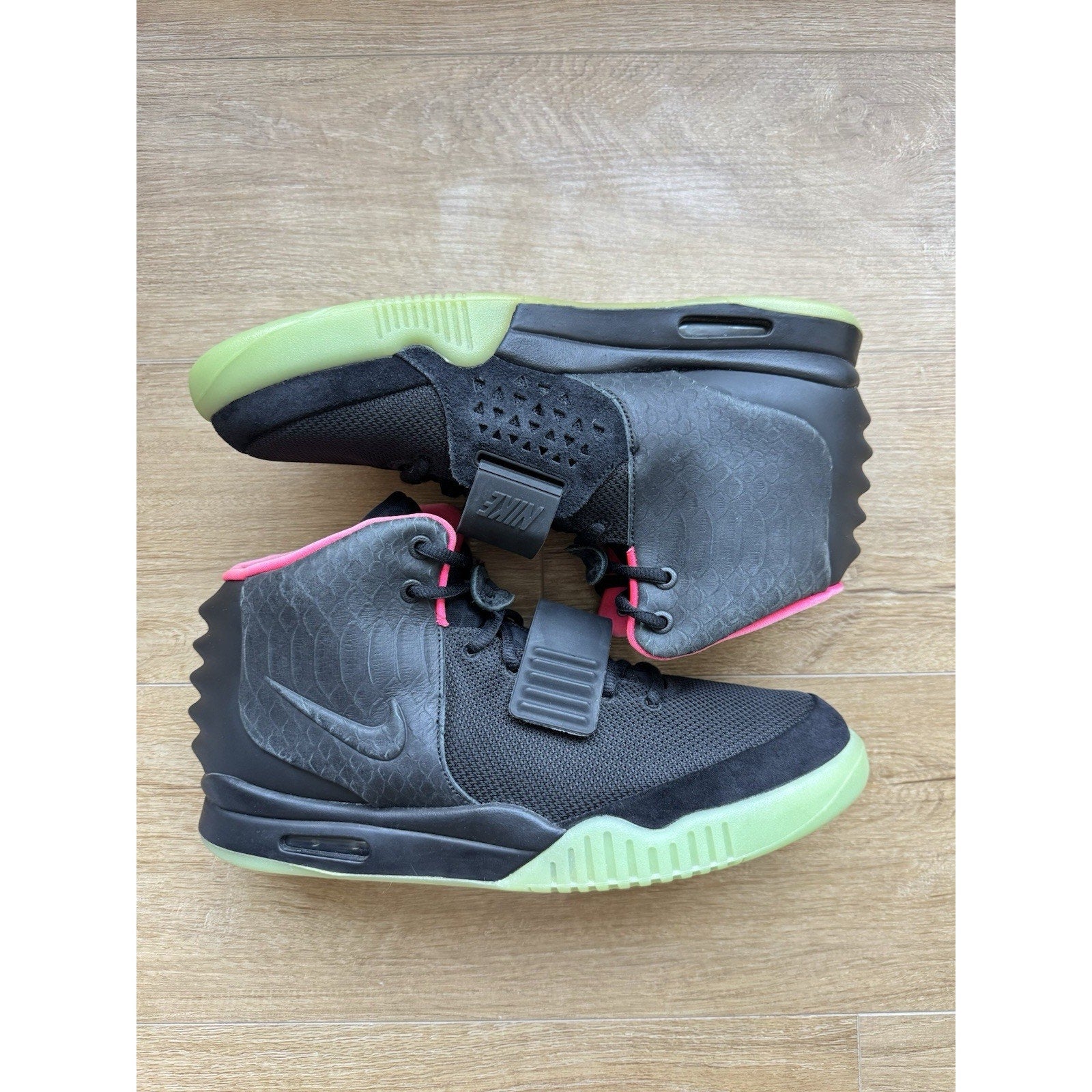 Nike Air Yeezy 2 NRG Solar Red 2012 - Size 12