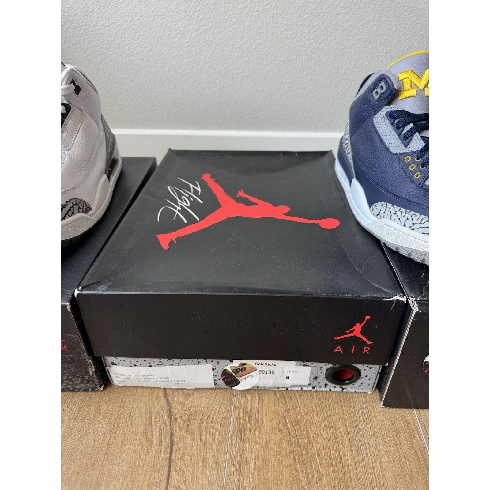 Air Jordan 4 Retro PE Michigan Wolverines - Size 13