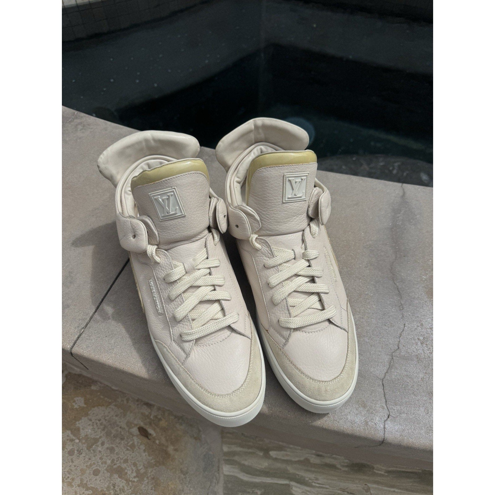 Kanye West x Louis Vuitton Don Cream - Size 12LV / 13M