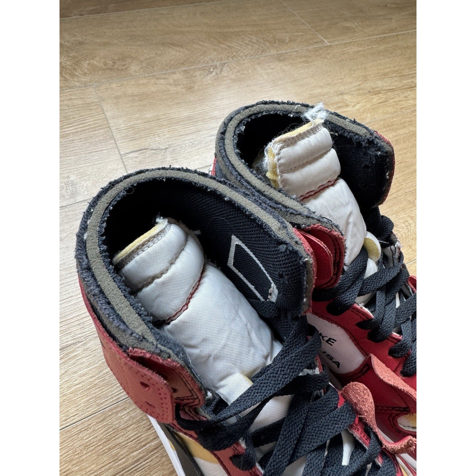 Jordan 1 Retro OG x Off-White High Chicago - Size 9