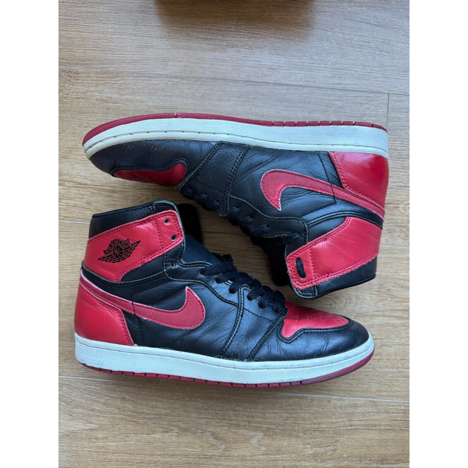 Jordan 1 Retro 1994 Bred - Size 10.5