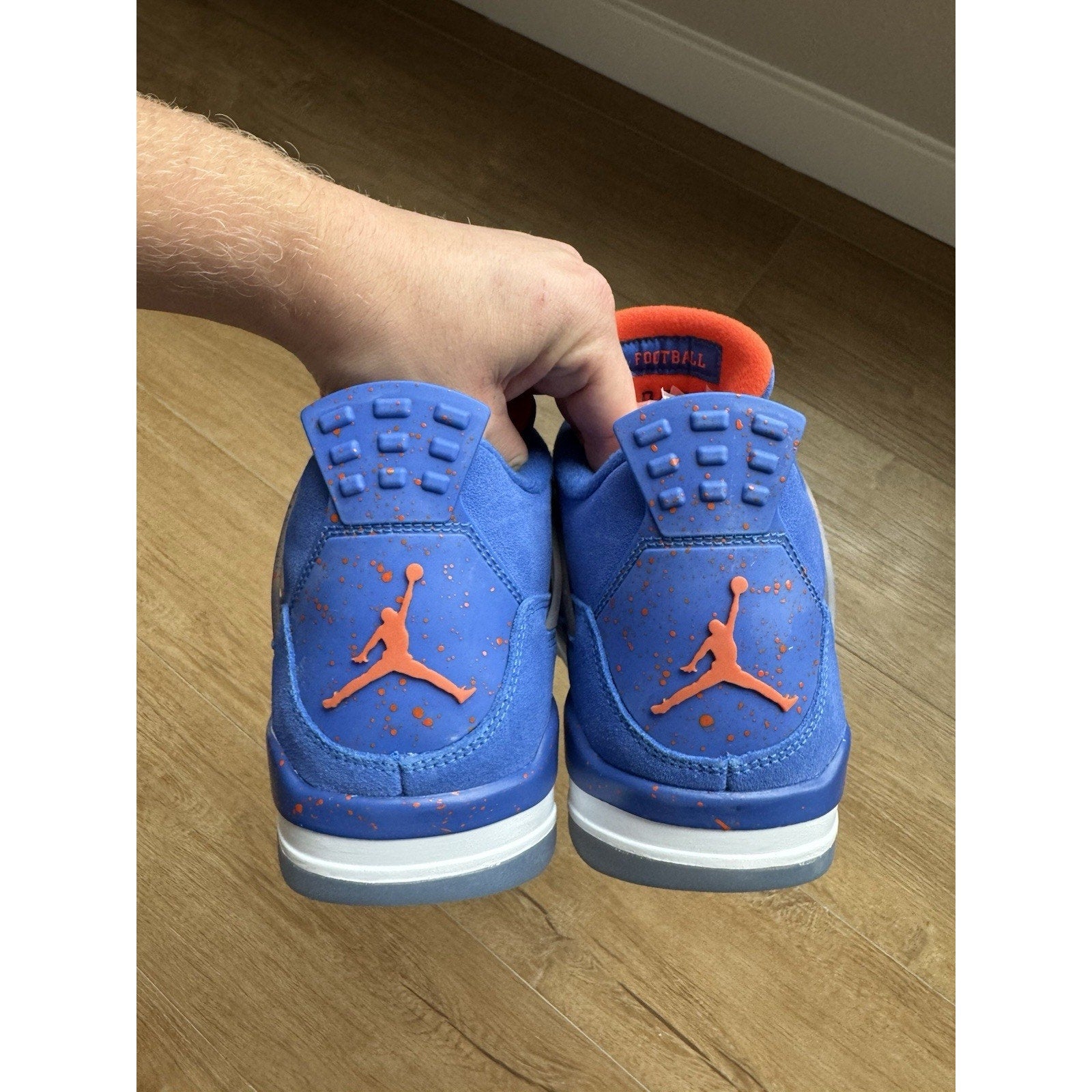 Jordan 4 Retro PE 2018 Florida Gators - Size 11