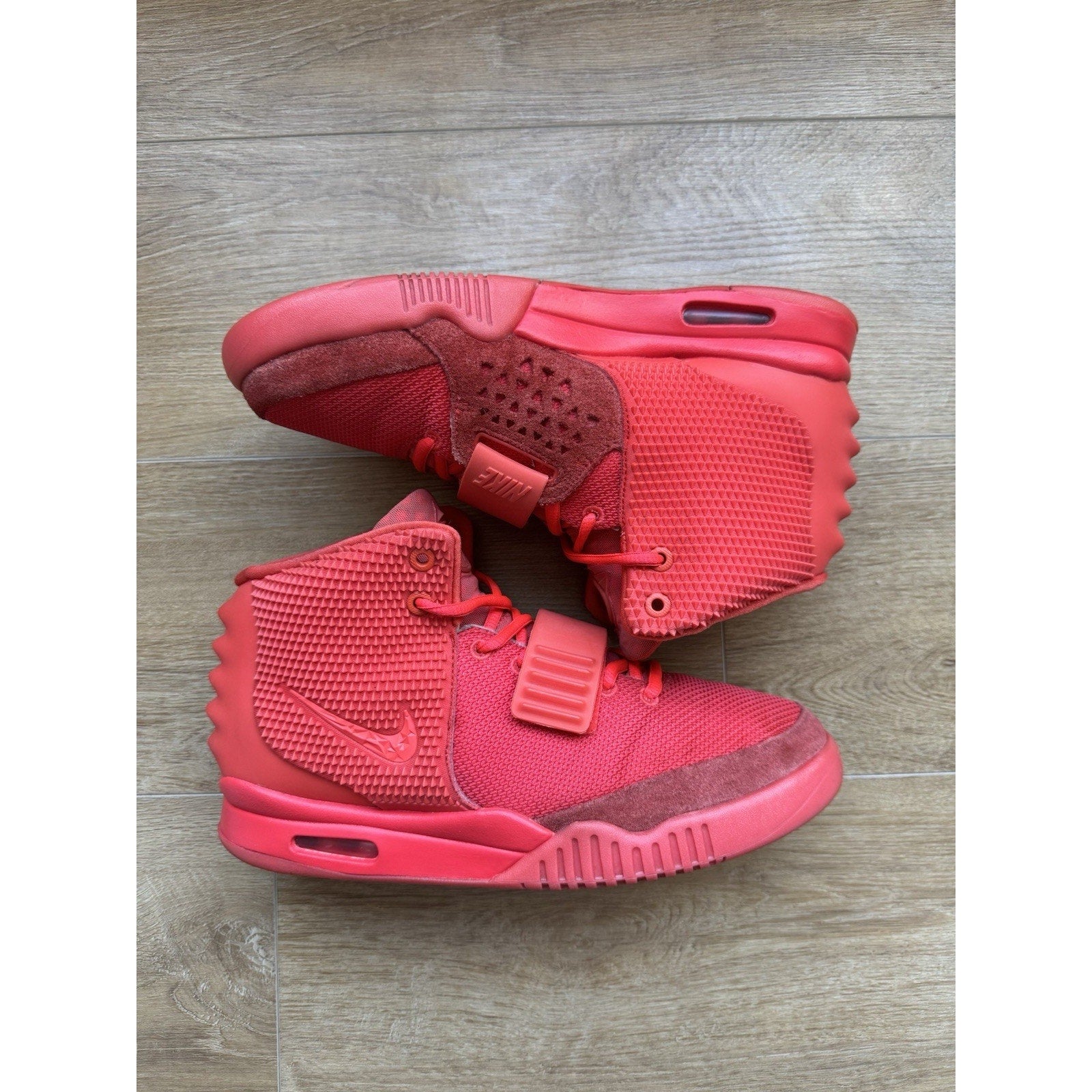 Nike Air Yeezy 2 SP Mid Red October - Size 9