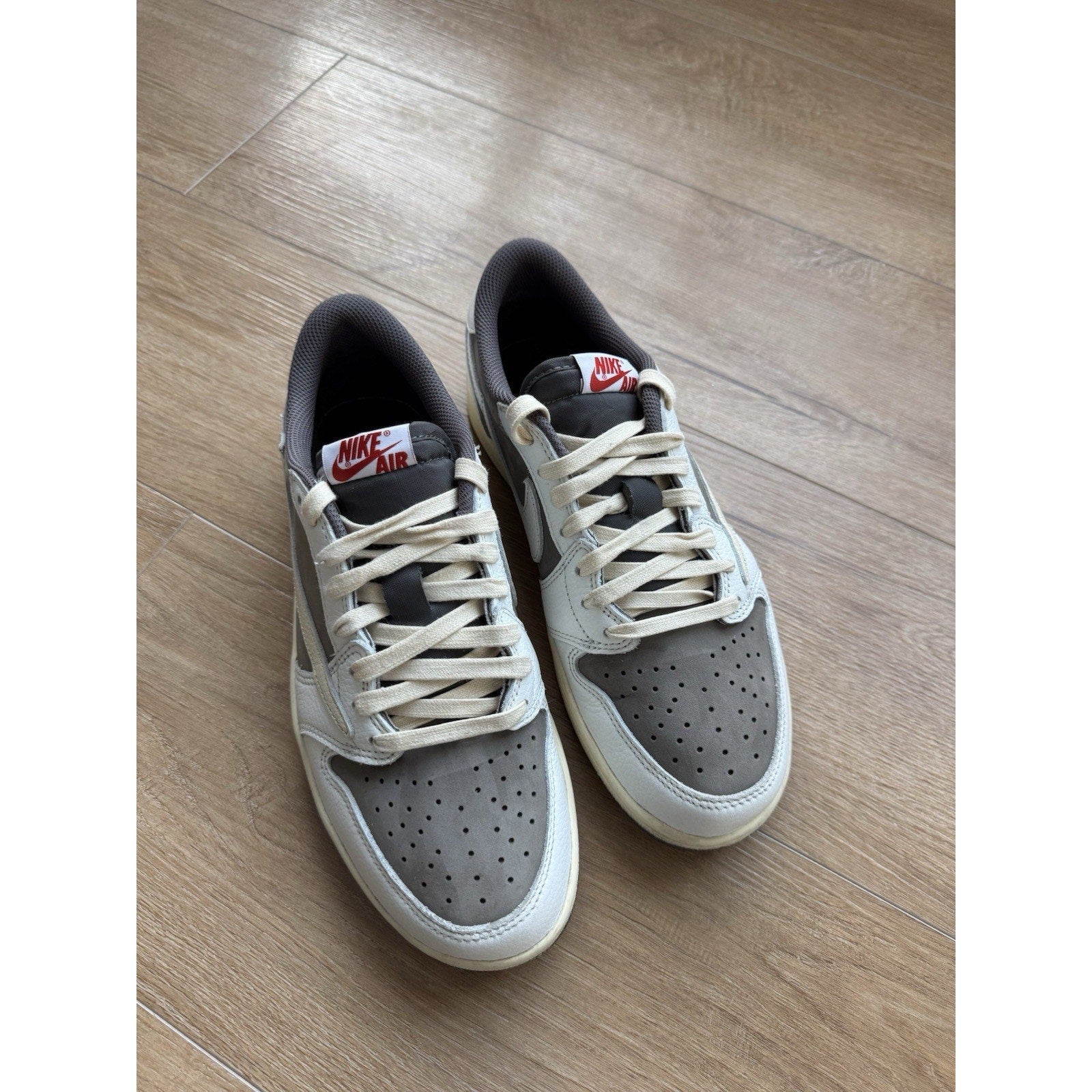 Jordan 1 Low OG x Travis Scott Reverse Mocha - Size 8