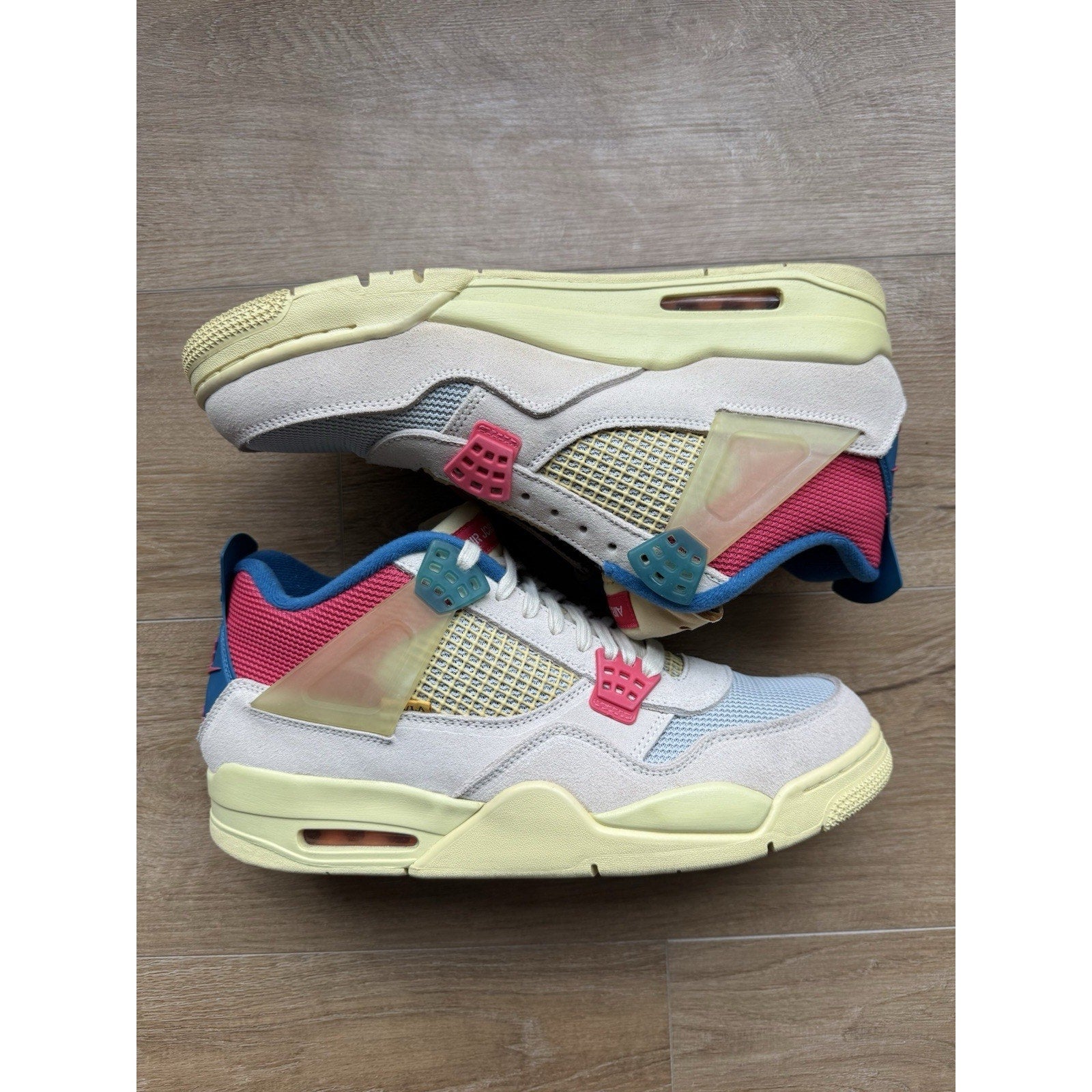 Jordan 4 Retro x Union LA Mid Guava Ice - Size 12