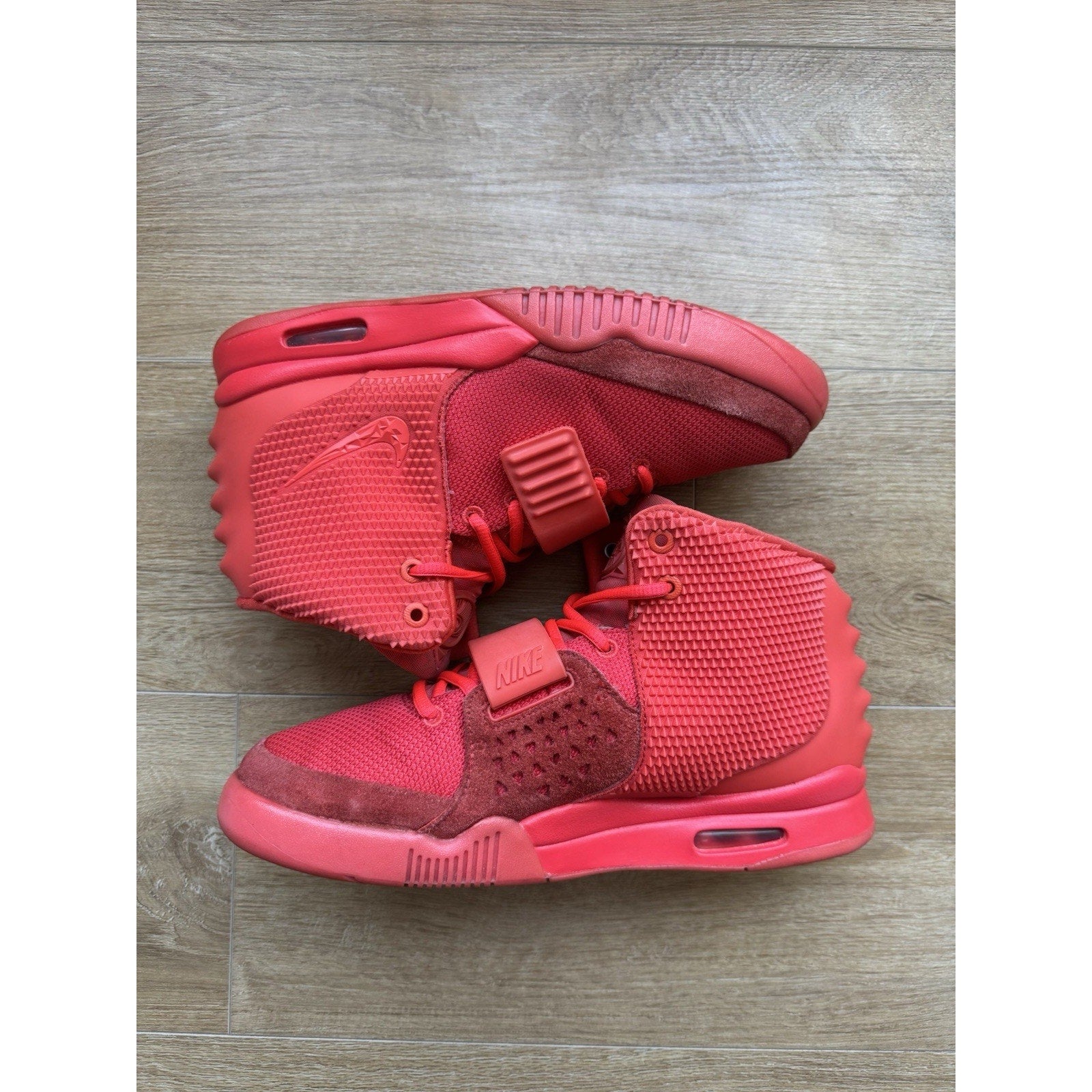 Nike Air Yeezy 2 SP Mid Red October - Size 9