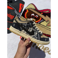 Nike Dunk Low Premium QS SB x Travis Scott Cactus Jack - Size 10.5