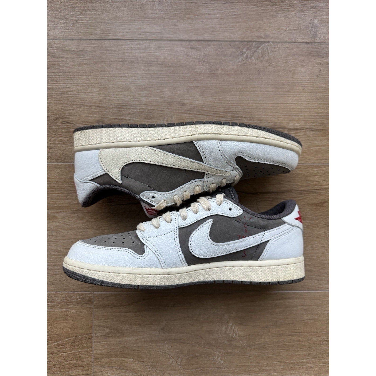 Jordan 1 Low OG x Travis Scott Reverse Mocha - Size 8