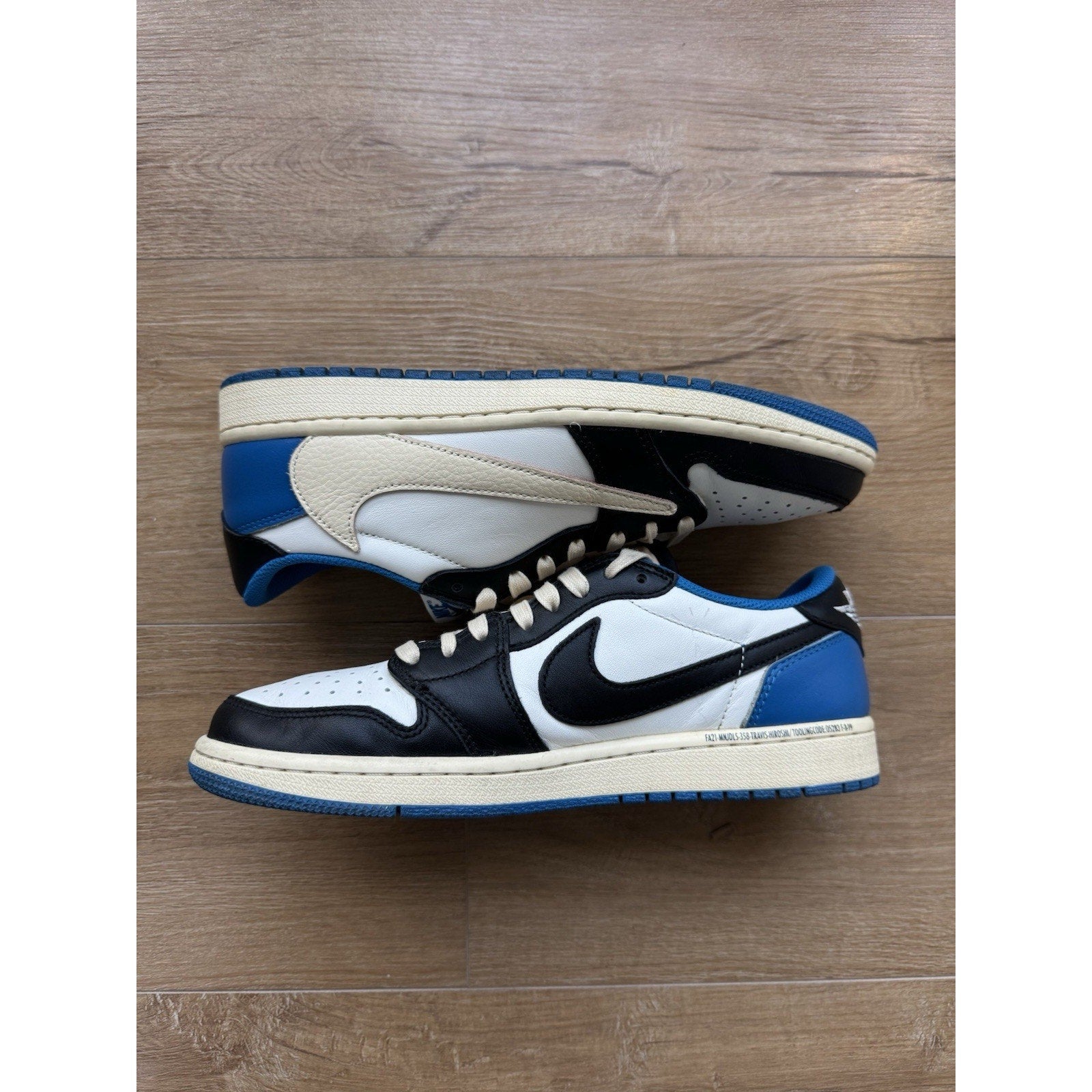 Jordan 1 Retro x Fragment Design x Travis Scott Low Blue - Size 8