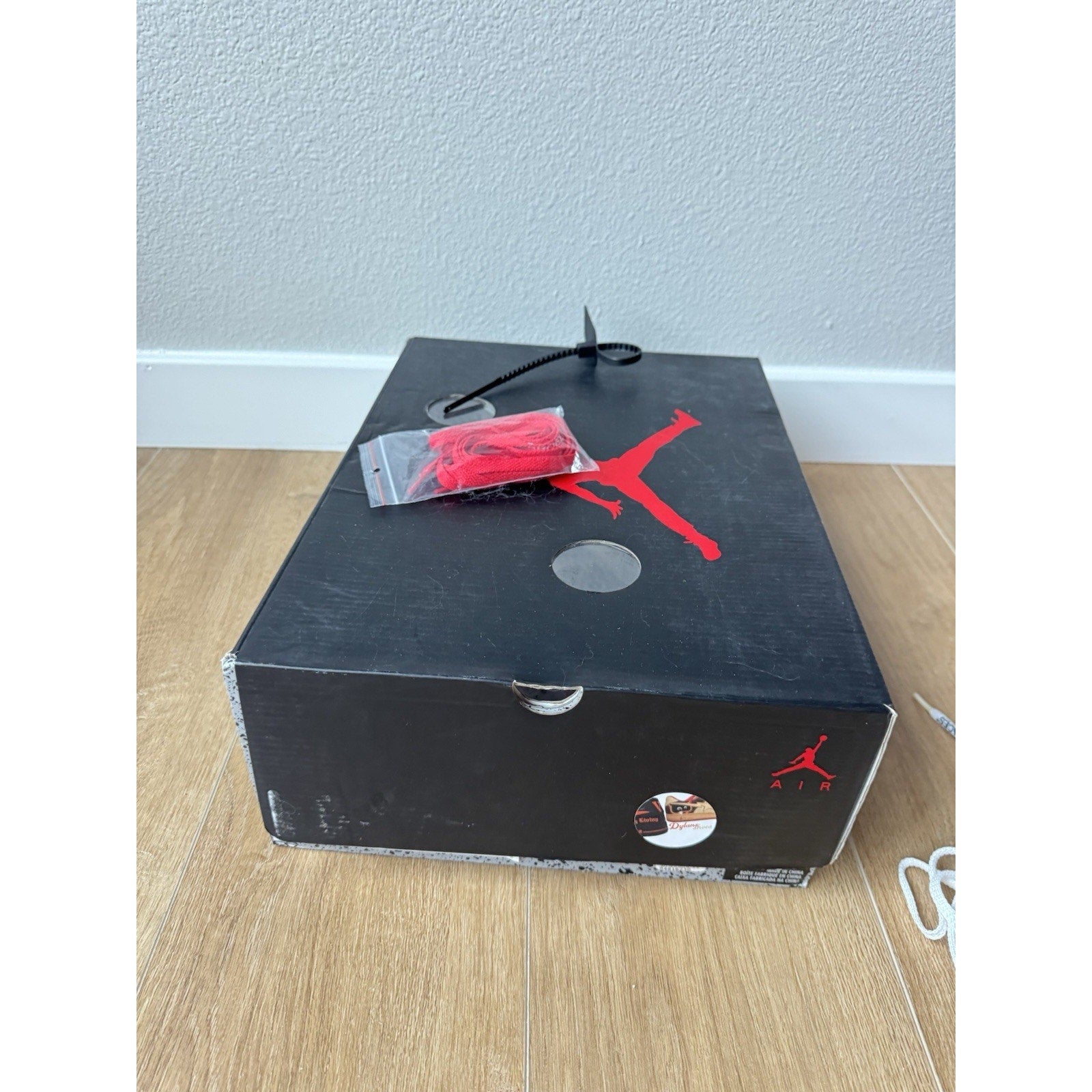 Jordan 5 Retro SP x Off-White Mid Muslin - Size 12