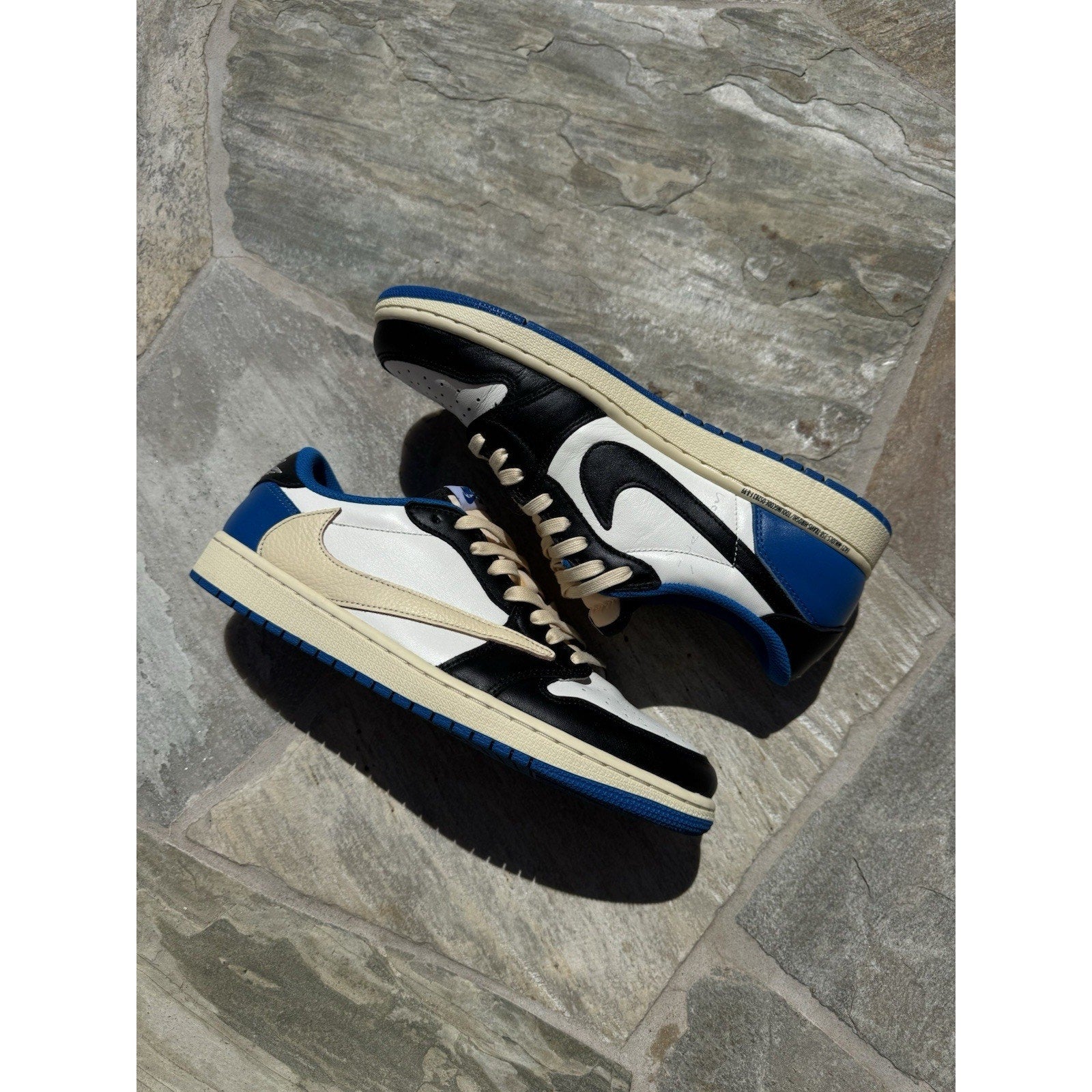 Jordan 1 Retro x Fragment Design x Travis Scott Low Blue - Size 10.5