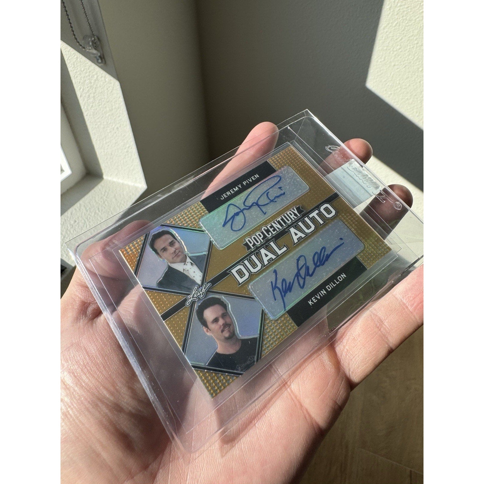 Leaf Pop Century 2021 Gold 1/1 Dual Autograph Jeremy Piven And Kevin Dillon